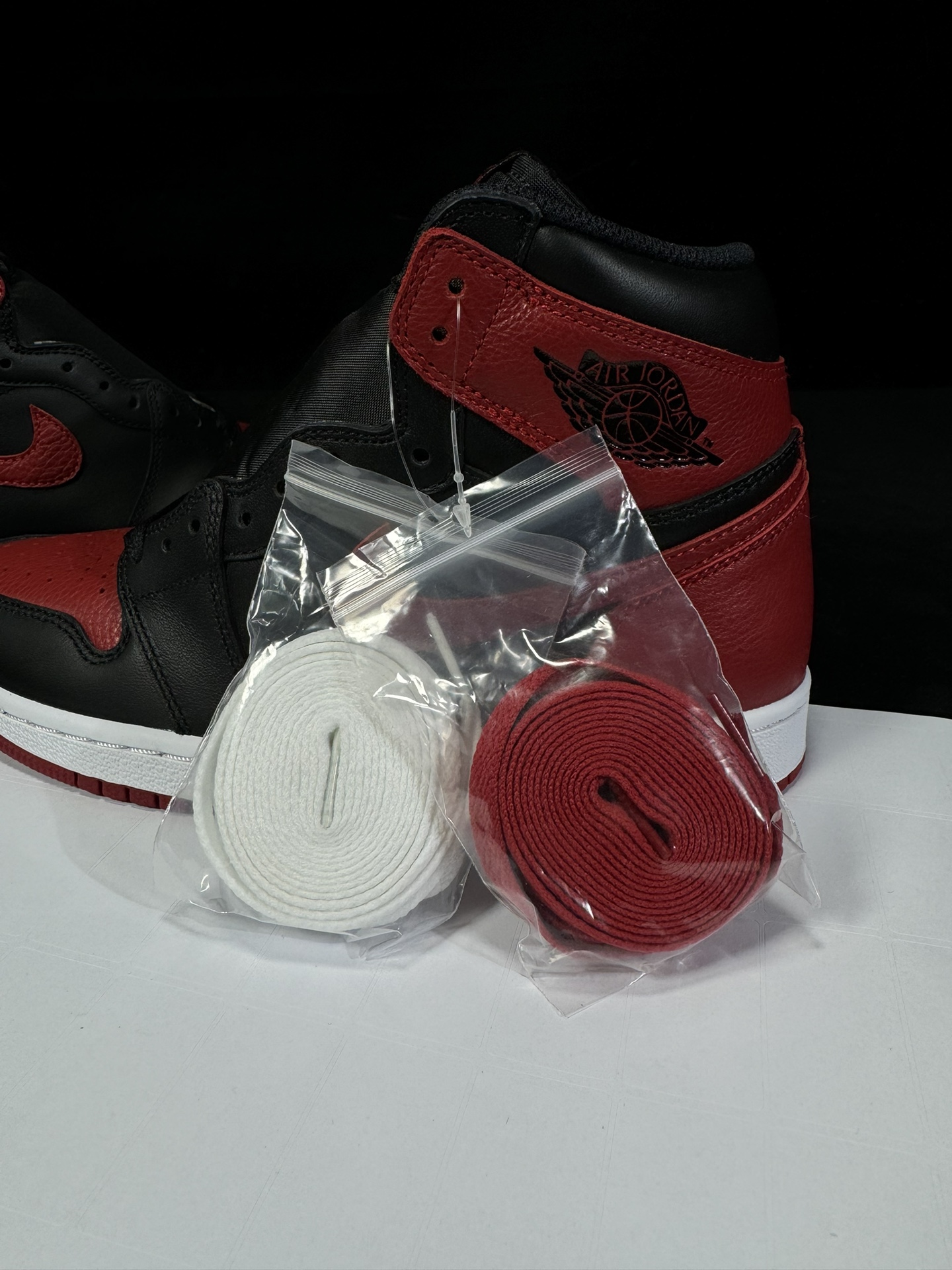 JORDAN 1 RETRO HIGH OG Banned - NeoLux