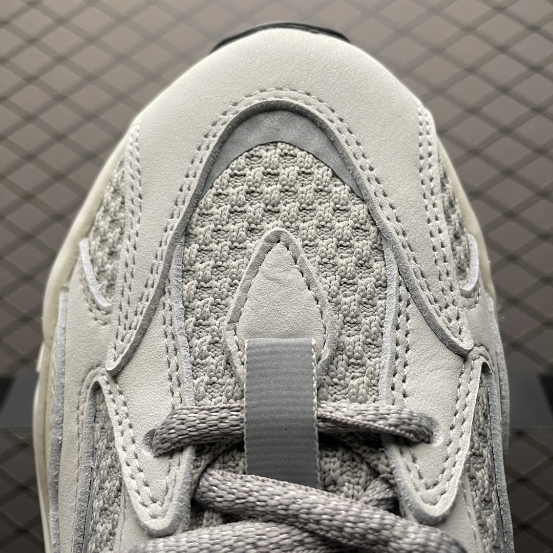 YEEZY BOOST 700 V2 Static - NeoLux