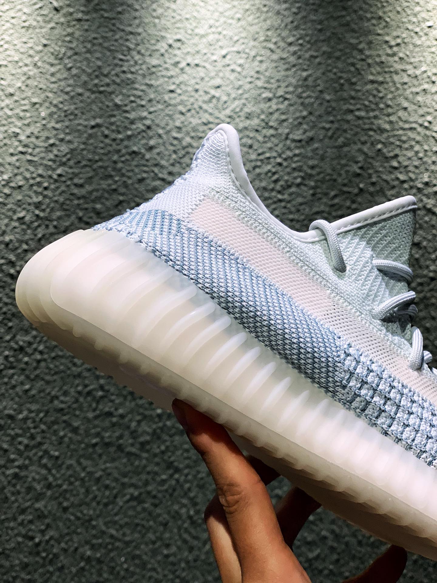 YEEZY BOOST 350 V2 REFLECTIVE Cloud White - NeoLux