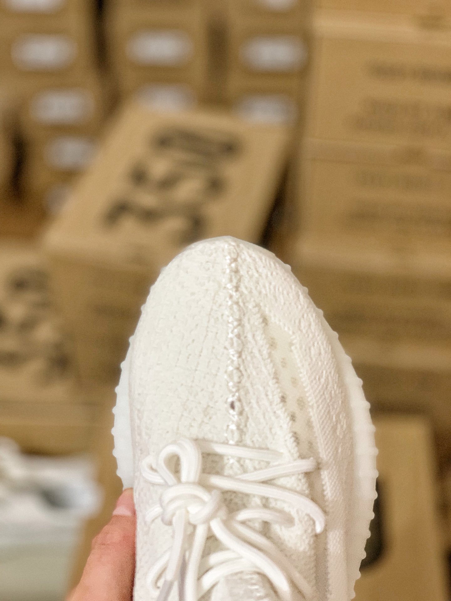 YEEZY BOOST 350 V2 Bone - NeoLux