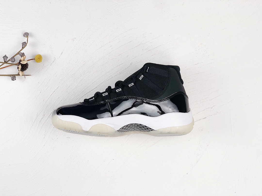 Air Jordan 11 Retro 