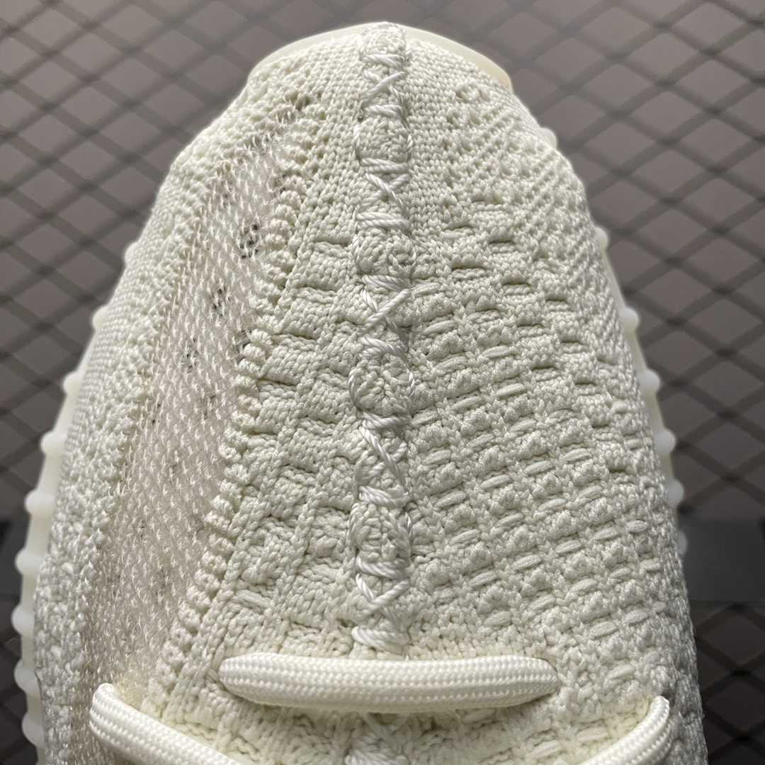 YEEZY BOOST 350 V2 Cream White/Triple White - NeoLux