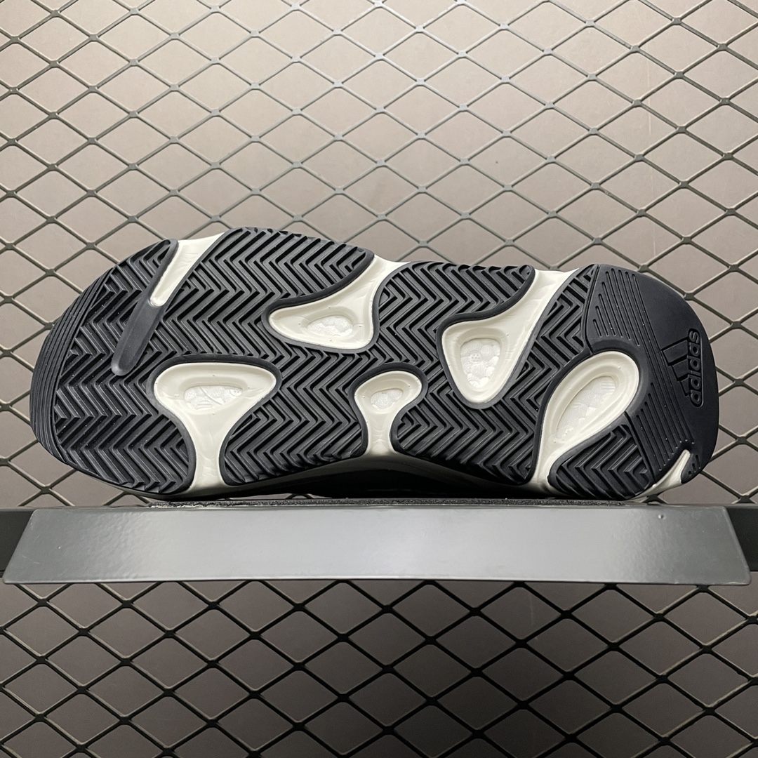 YEEZY BOOST 700 V2 Static - NeoLux