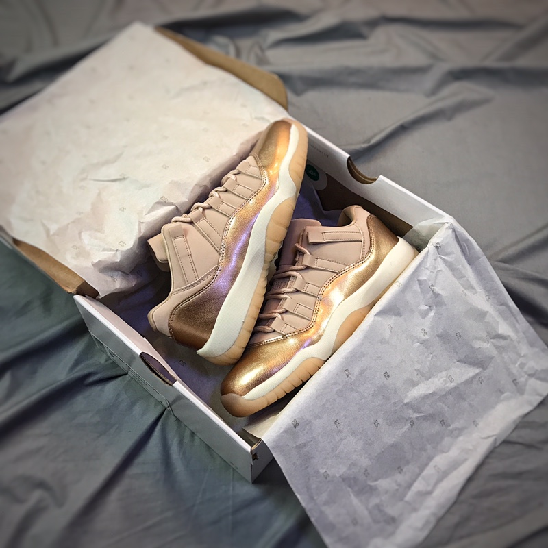 Jordan 11 Retro Low Rose Gold - NeoLux