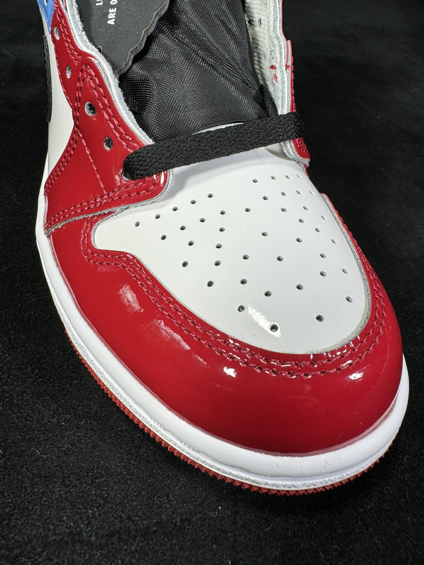 JORDAN 1 RETRO HIGH OG Fearless - NeoLux