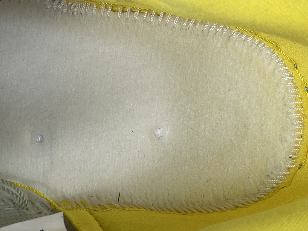 Jordan 1 Retro Low OG SP Travis Scott Canary - NeoLux