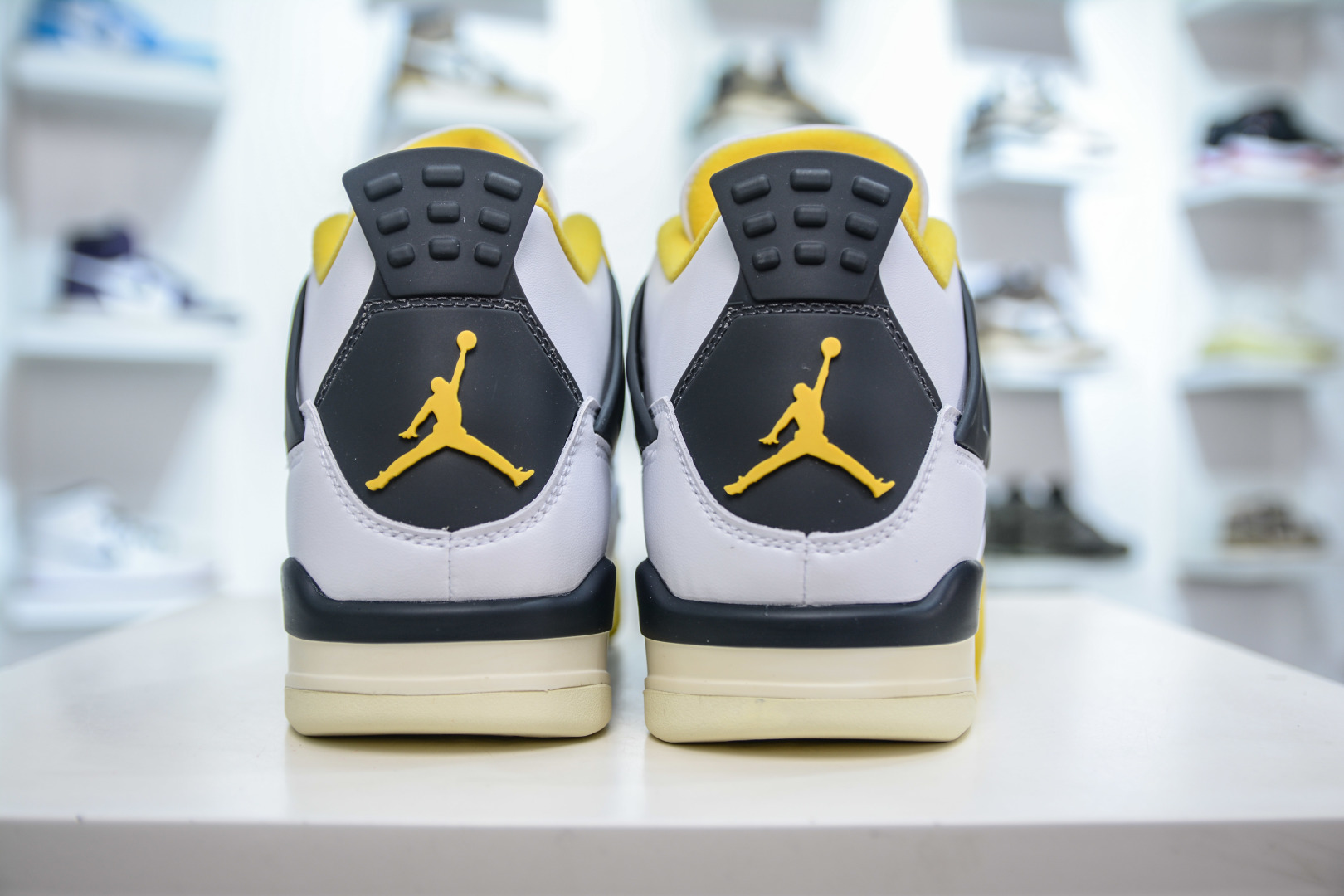 JORDAN 4 Retro 'Vivid Sulfur' - NeoLux