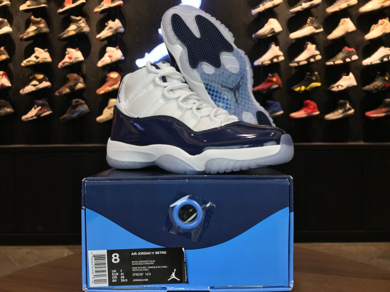 JORDAN 11 RETRO Navy Win Like 82 - NeoLux