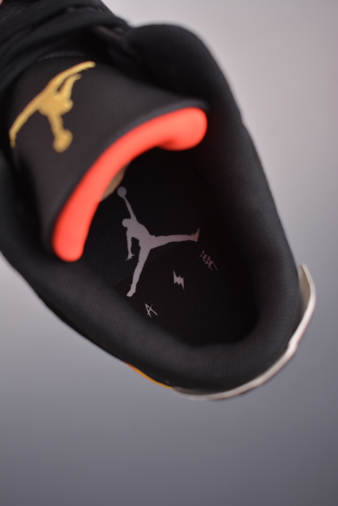 Jordan 3 Retro J Balvin Rio - NeoLux