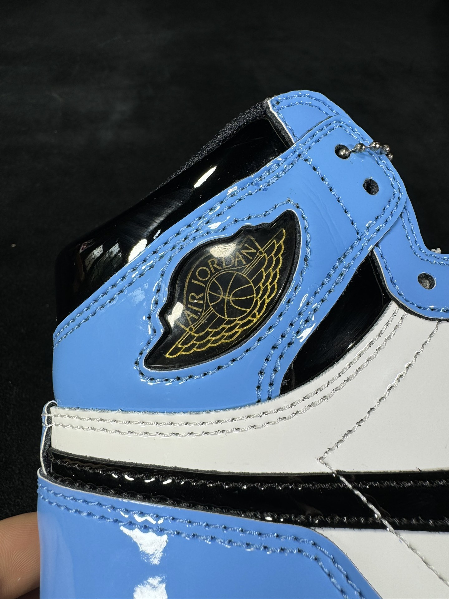 JORDAN 1 RETRO HIGH OG Fearless - NeoLux