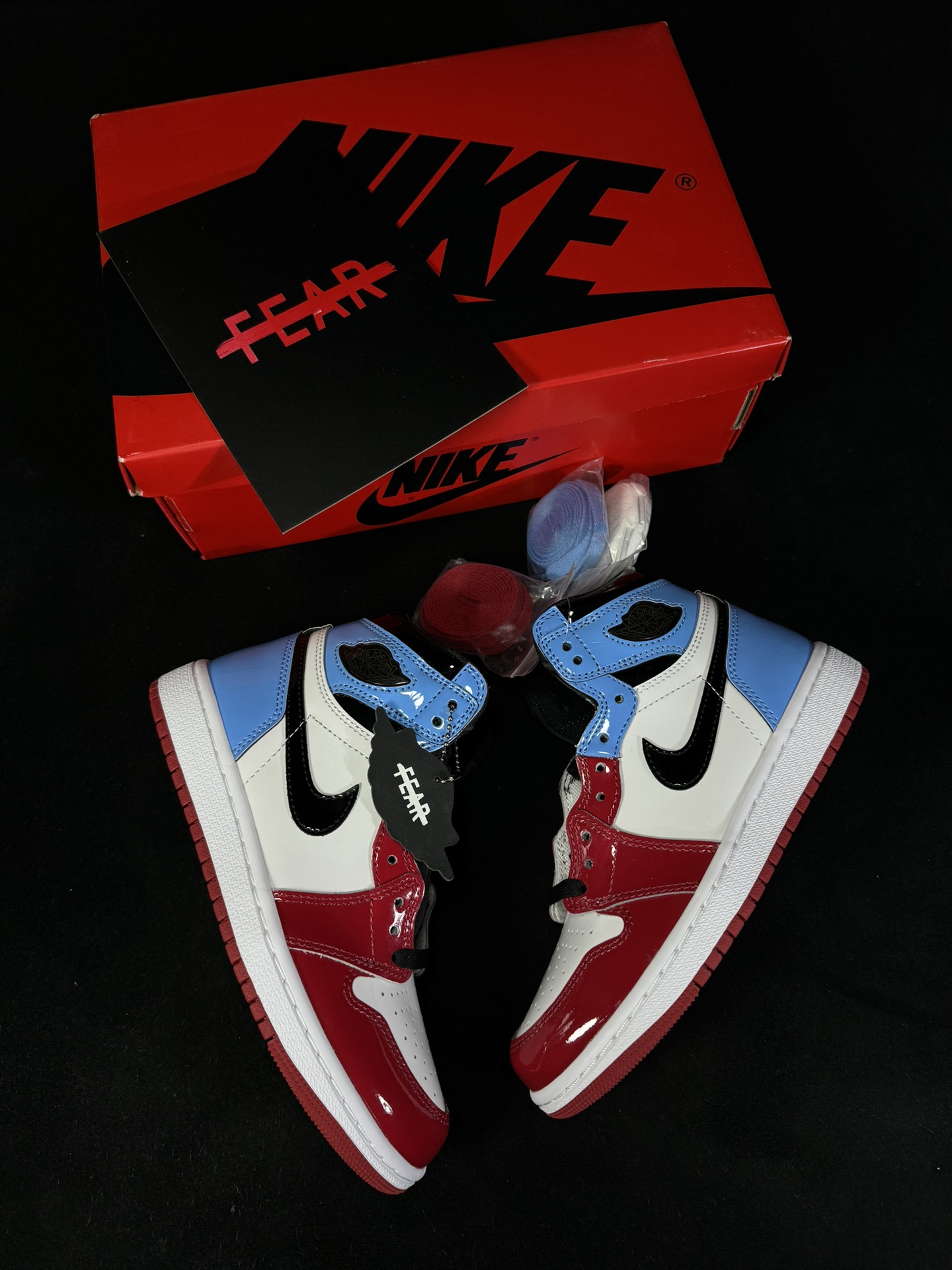 JORDAN 1 RETRO HIGH OG Fearless - NeoLux