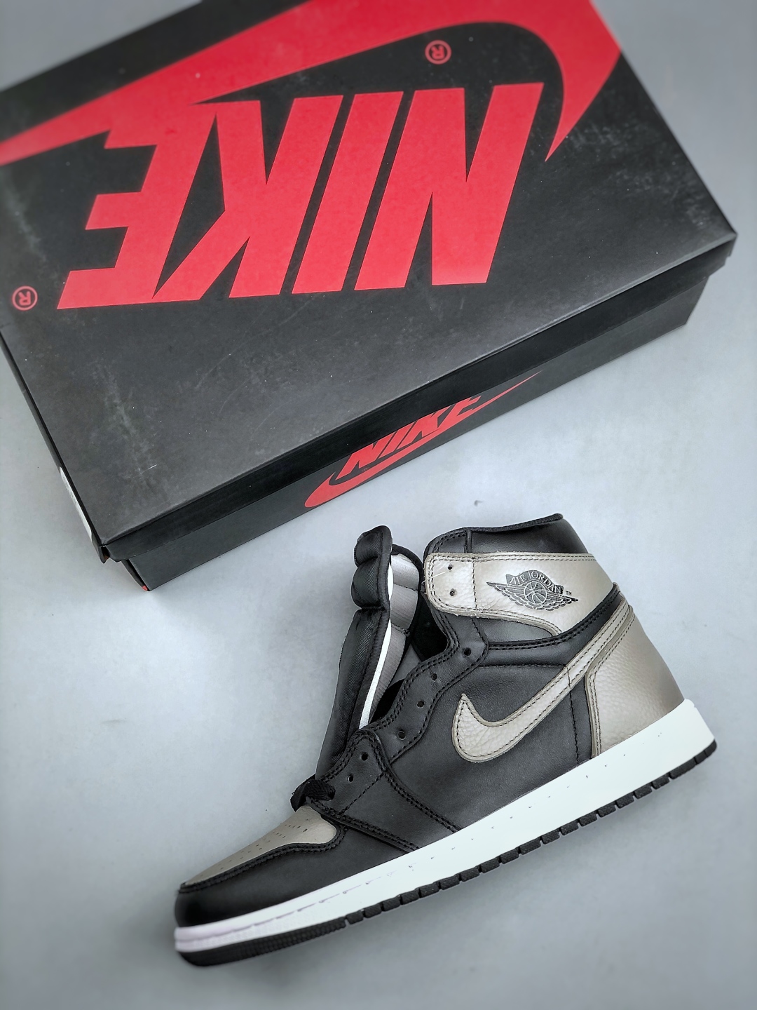 JORDAN 1 RETRO HIGH Pine Green 2.0 - NeoLux