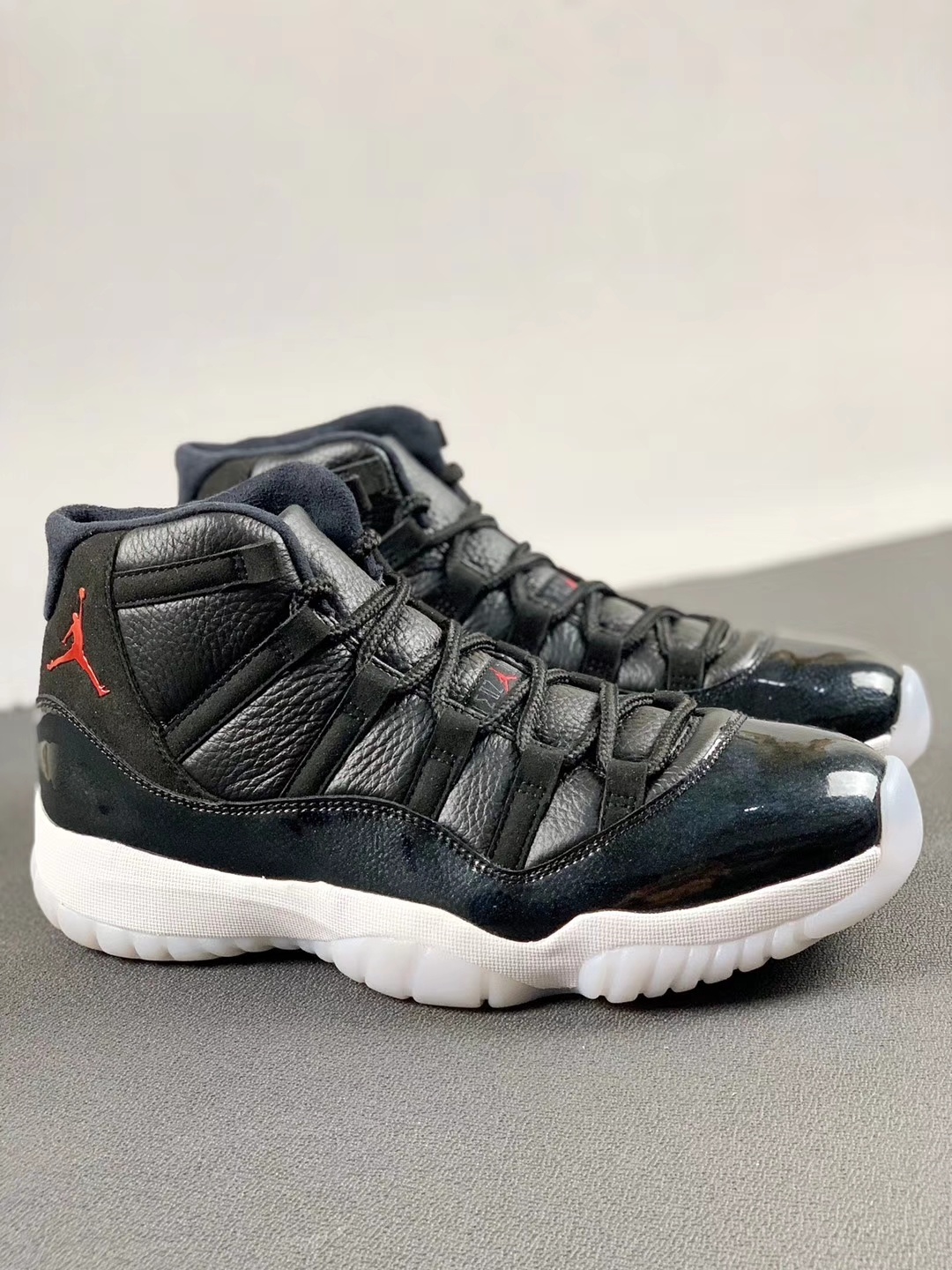 JORDAN 11 RETRO 72 10 - NeoLux
