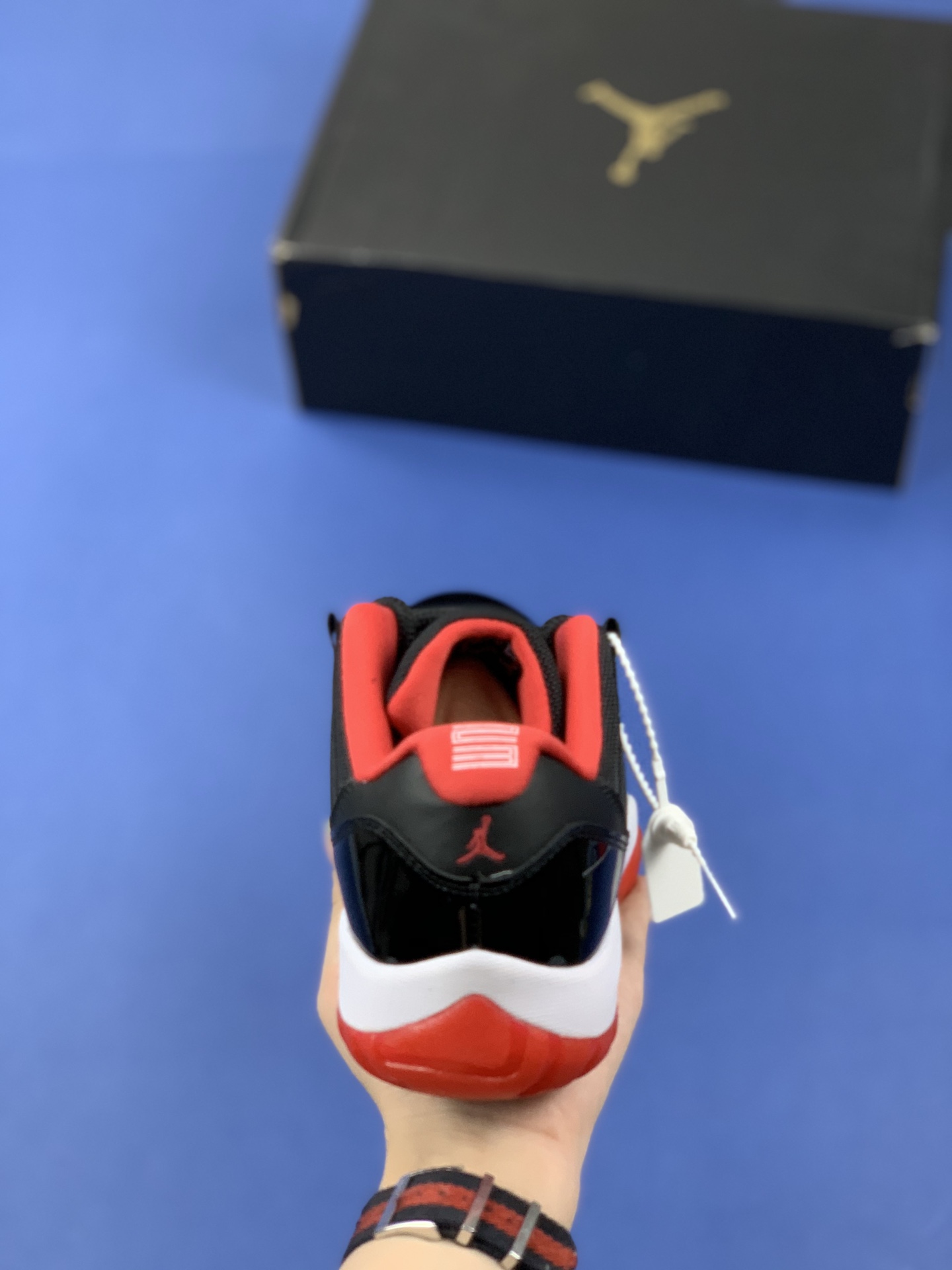 JORDAN 11 RETRO LOW Bred - NeoLux