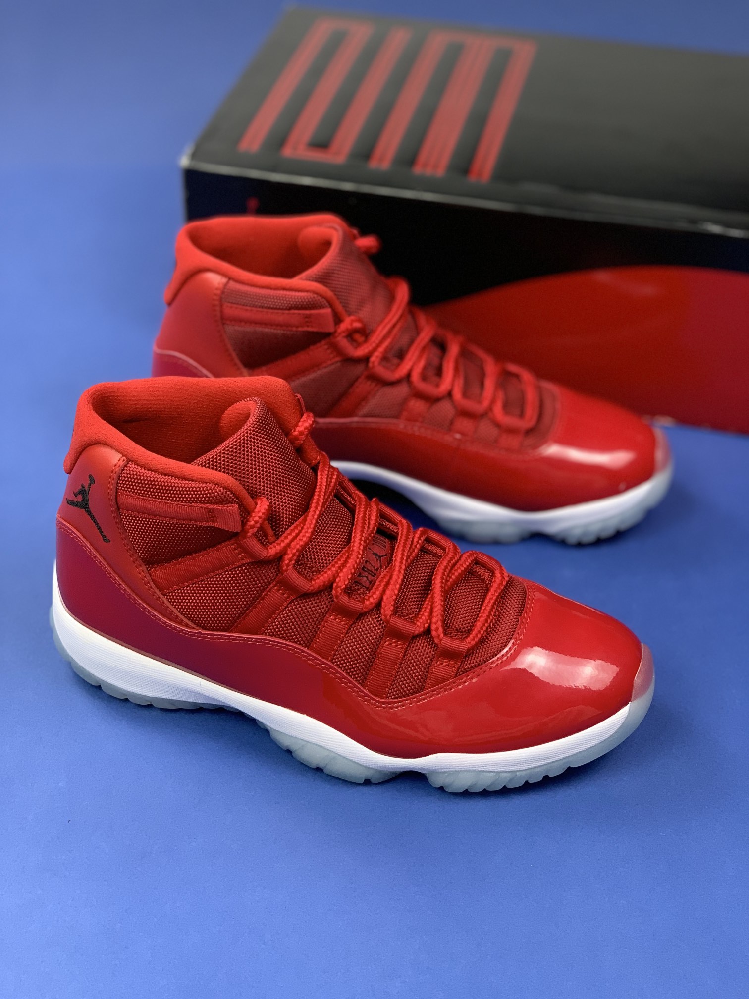 JORDAN 11 RETRO Win Like 96 - NeoLux