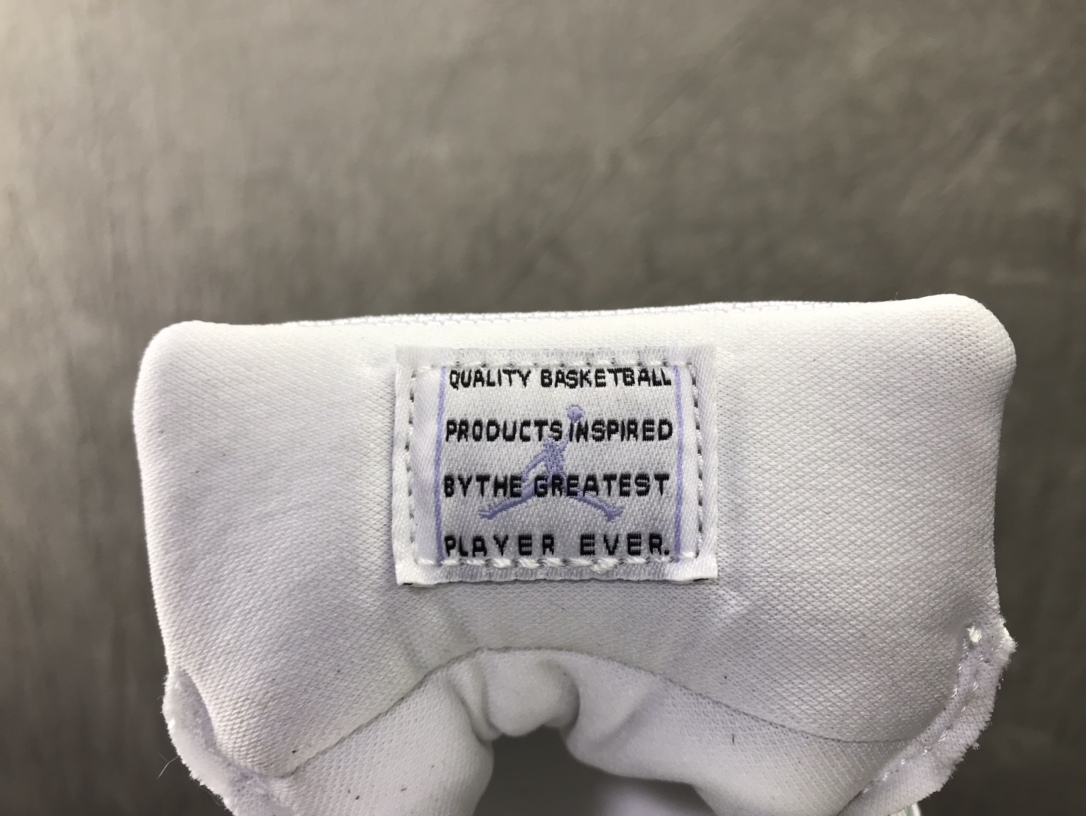 Jordan 11 Retro Low Pure Violet - NeoLux