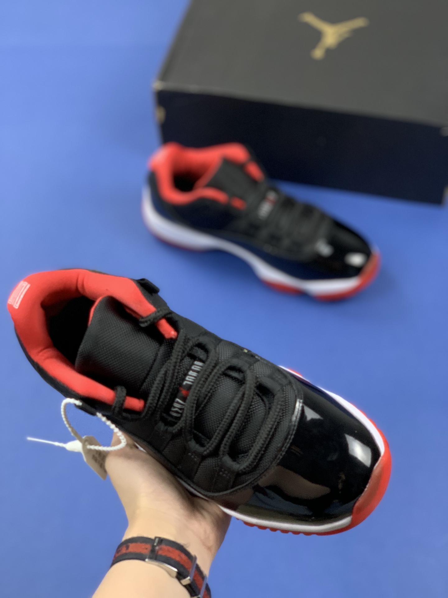 JORDAN 11 RETRO LOW Bred - NeoLux