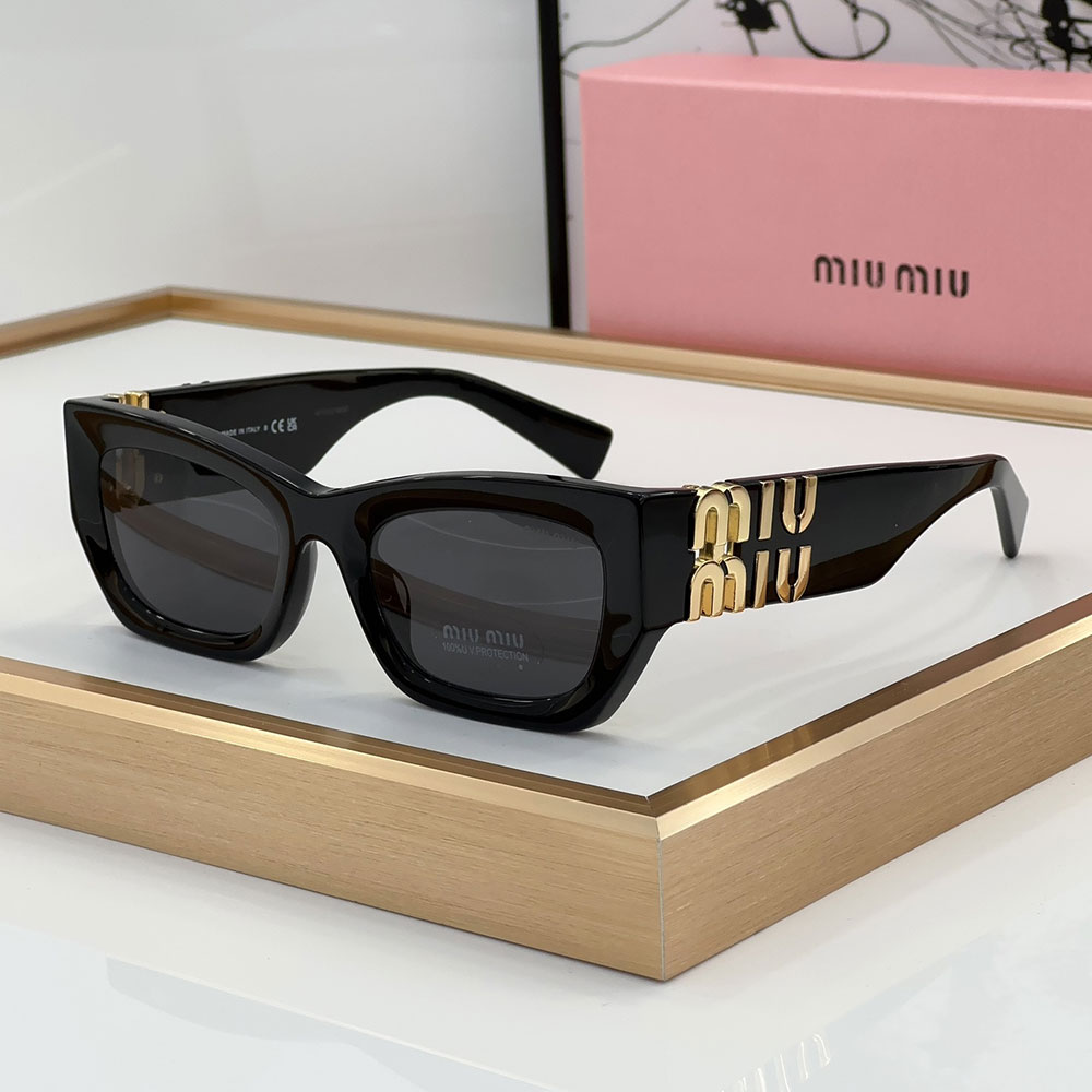 MIU MIU Cat eye Sunglasses Top quality (Replica)