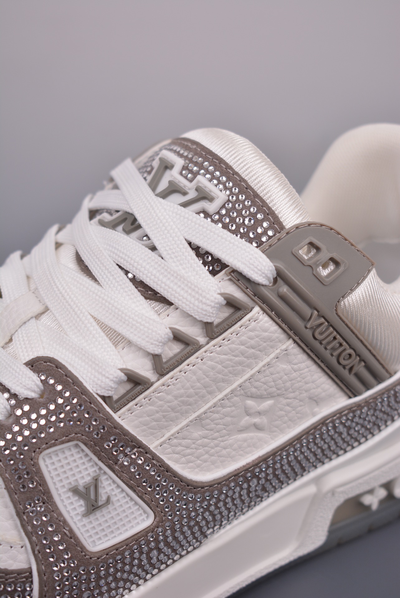 Louis Vuitton Trainer Sneakers (High Quality Version)