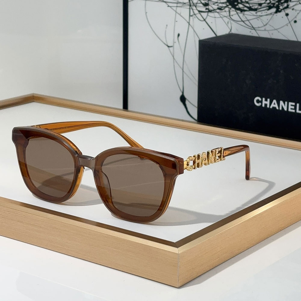 Chanel Mirror leg Hollowed out Logo Sunglasses Top quality (Replica)