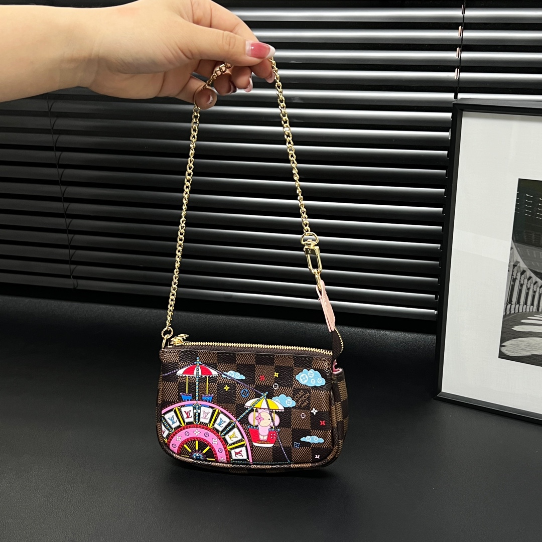 Louis Vuitton Multi Pochette Accessories Mini Bag Purse