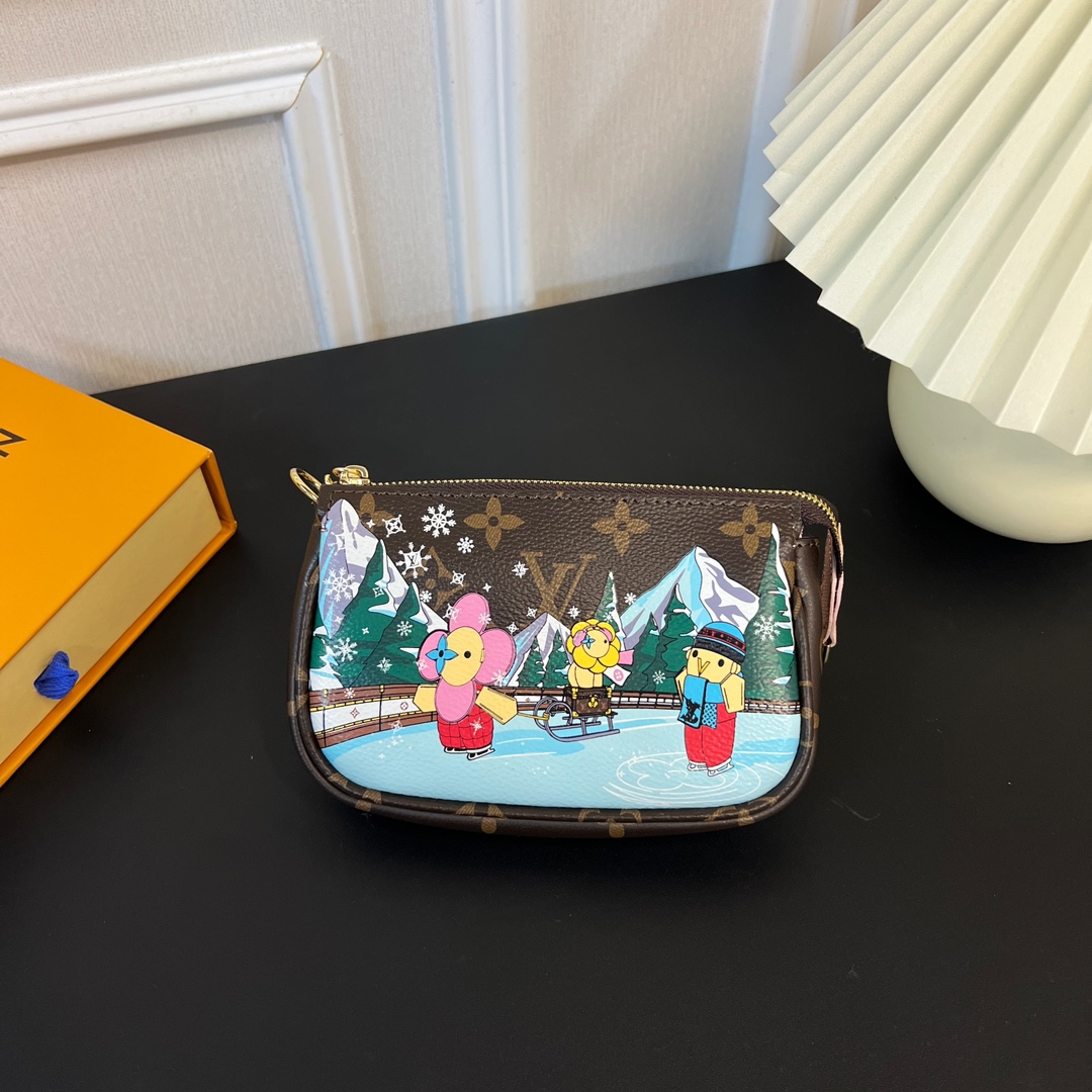 Louis Vuitton Multi Pochette Accessories Mini Bag Purse