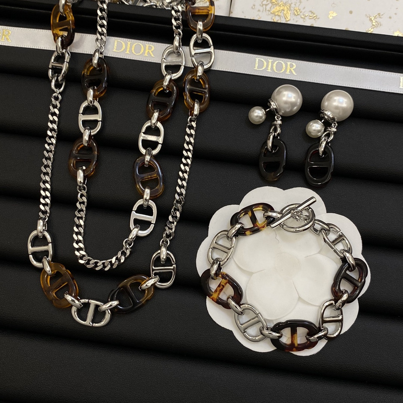 Dior Jewelry Necklaces Accessories