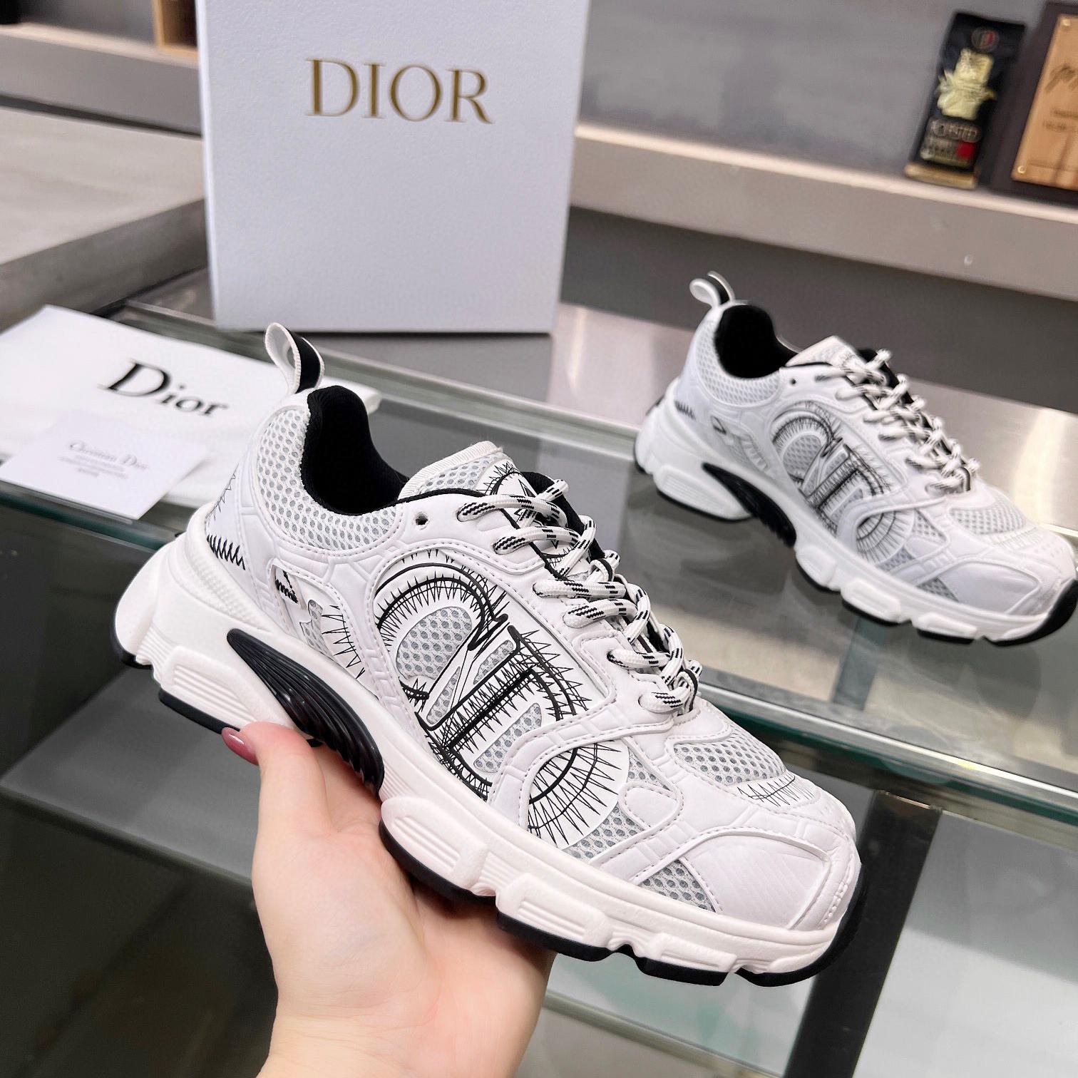 DIOR Women & Man Chrono Sneakers