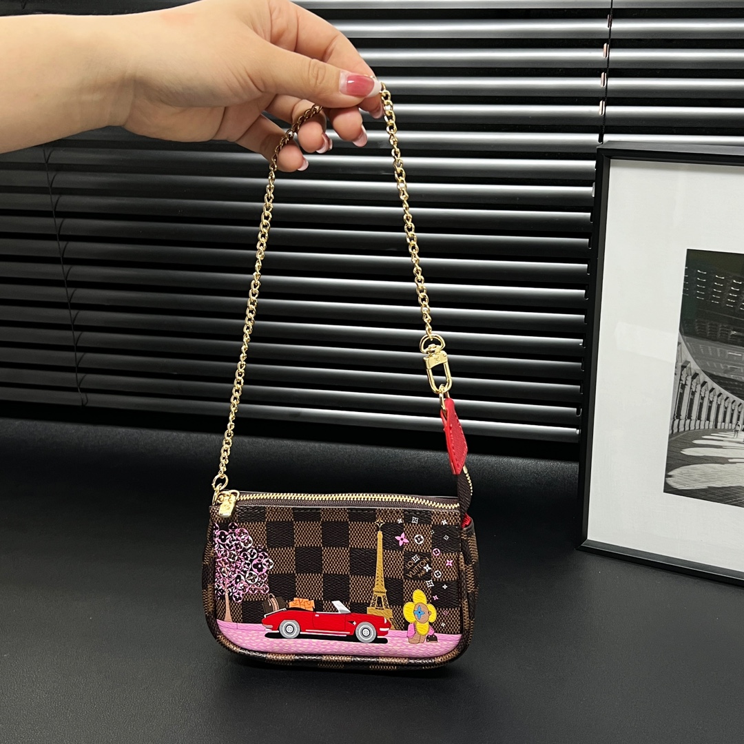 Louis Vuitton Multi Pochette Accessories Mini Bag Purse