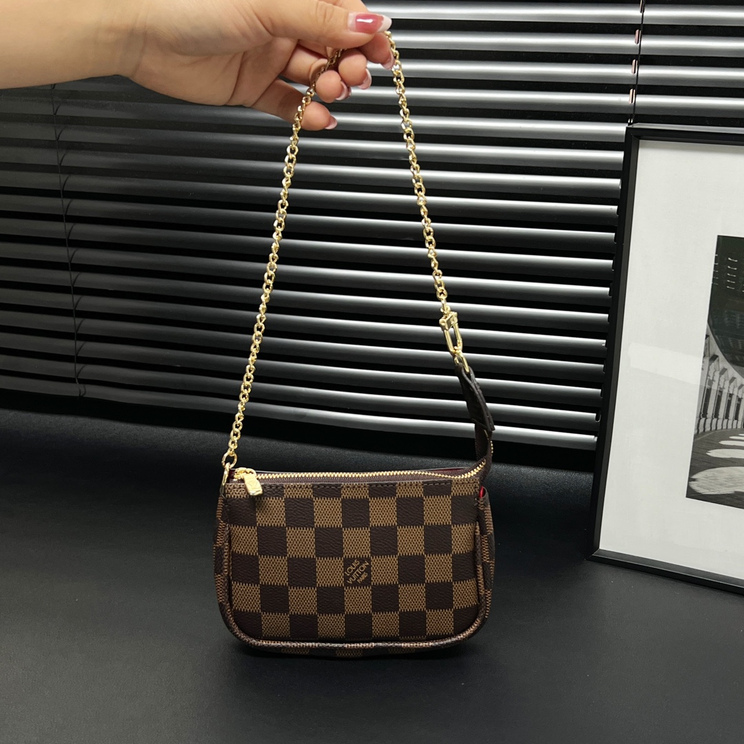 Louis Vuitton Multi Pochette Accessories Mini Bag Purse