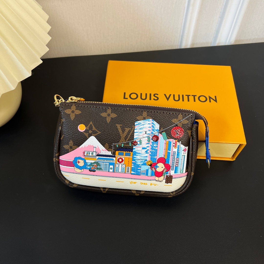 Louis Vuitton Multi Pochette Accessories Mini Bag Purse