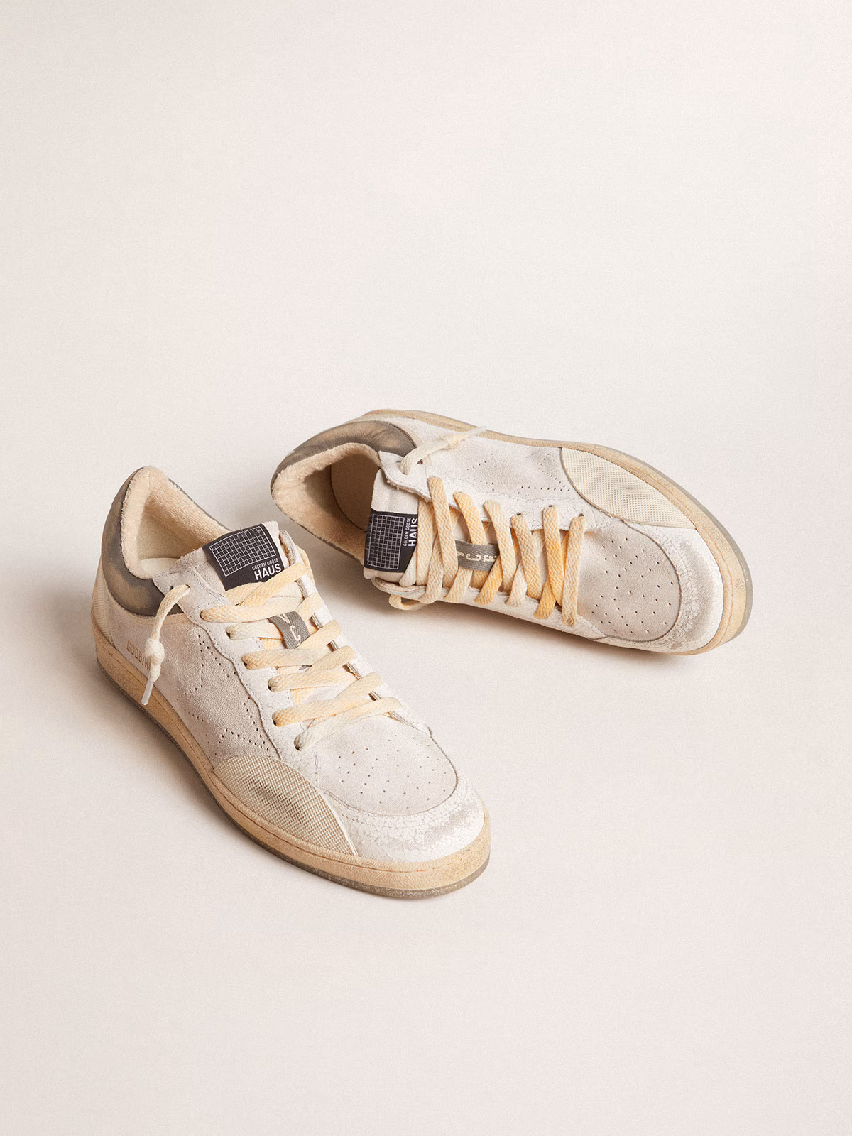 Golden Goose GGDB Ball Star Sabots in nappa leather with ice-gray suede star