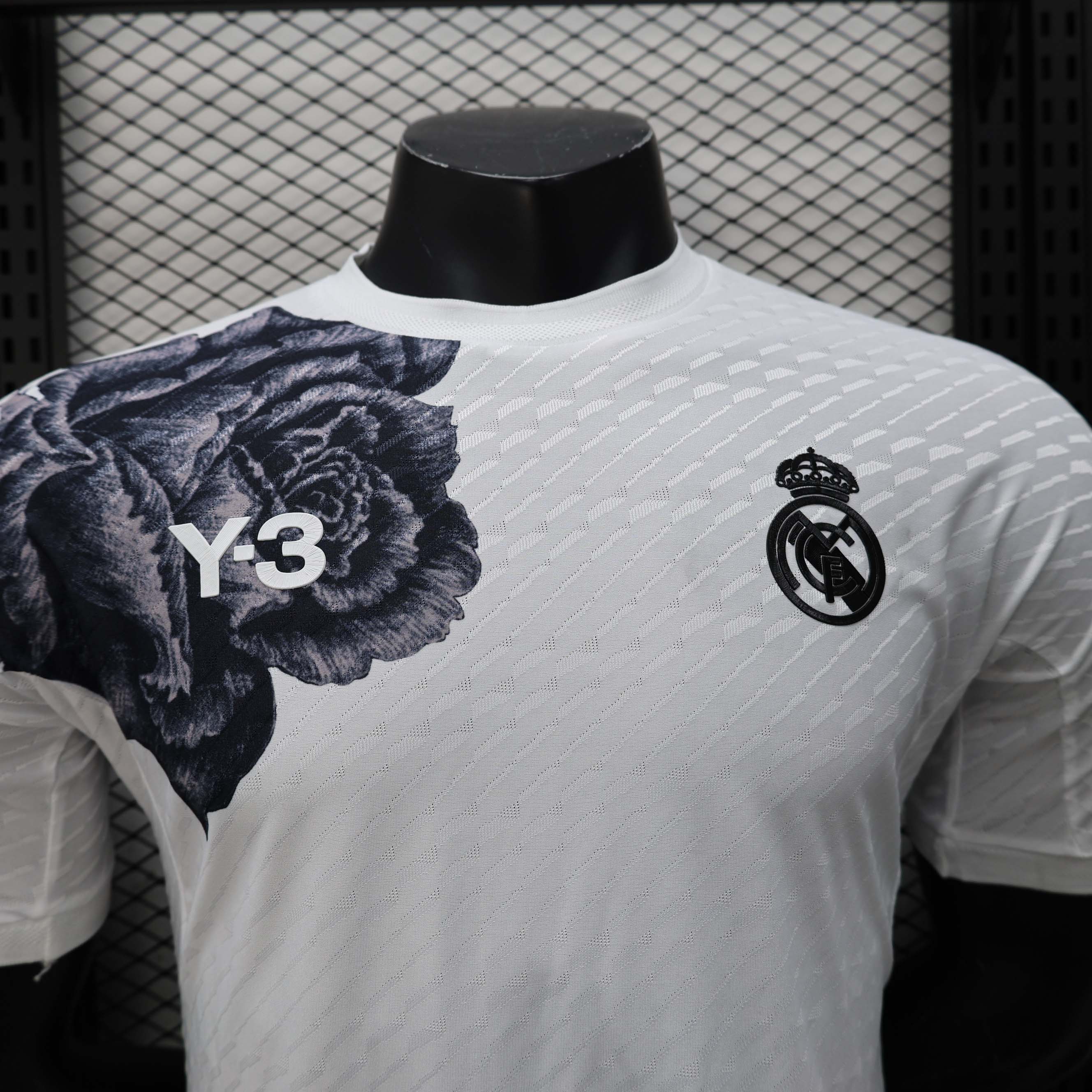 2024/2025 Player Version Real Madrid Y-3 Special Edition White Football Shirt 1:1 Thai Quality