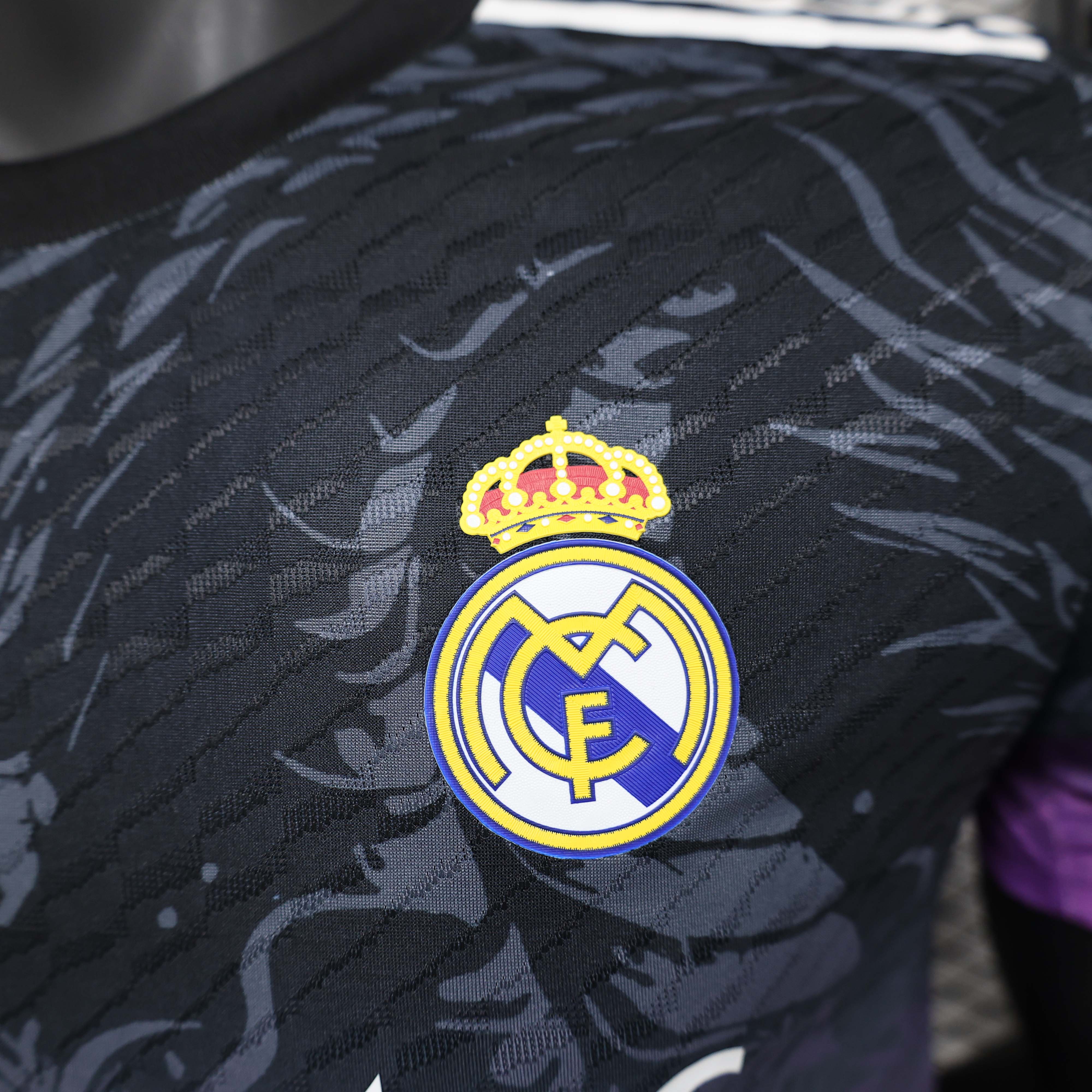 2024/2025 Player Version Real Madrid Special Edition Black and Purple Football Shirt 1:1 Thai Quality