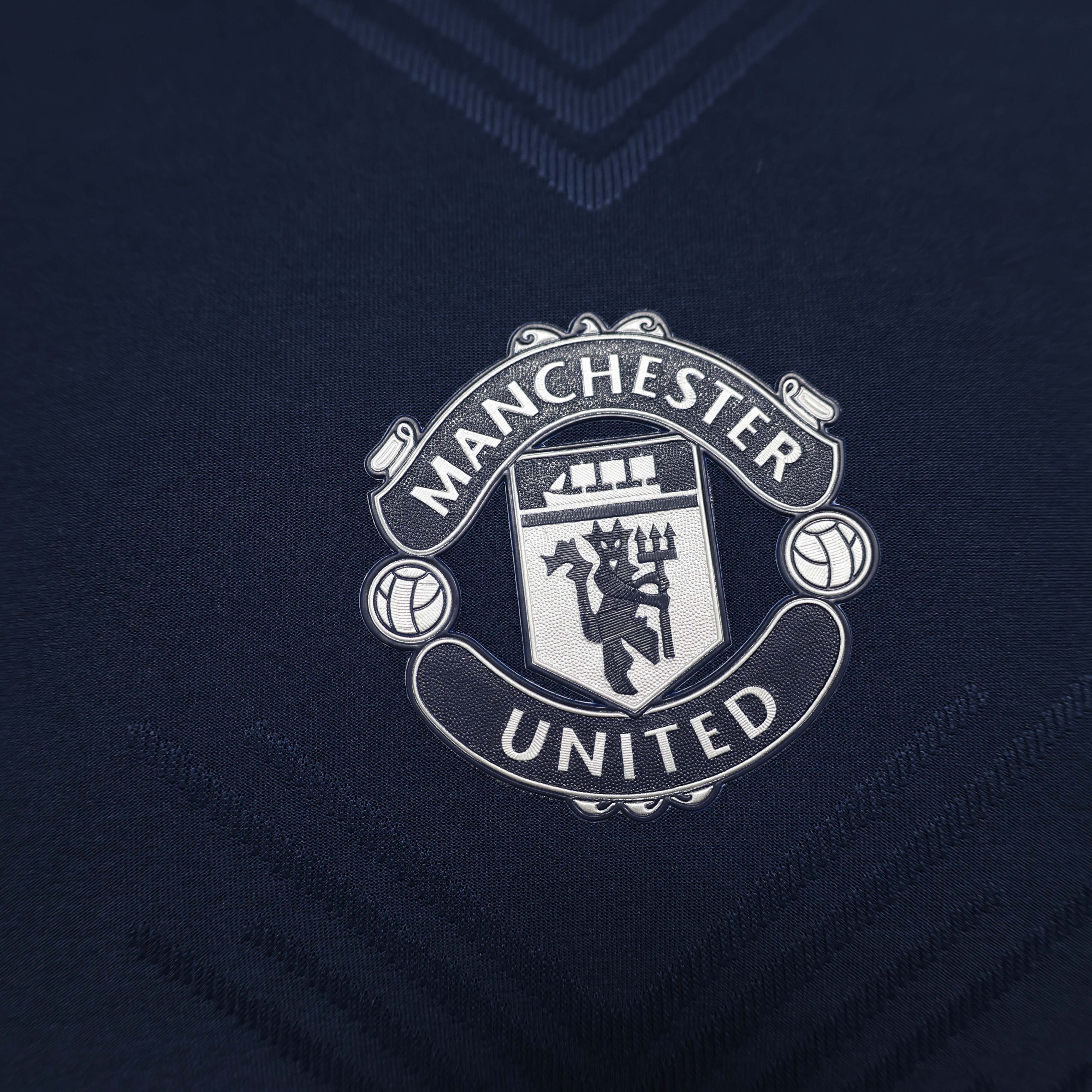 2024/2025 Player Version Manchester United Pre-race suit Navy blue Football Shirt 1:1 Thai Quality