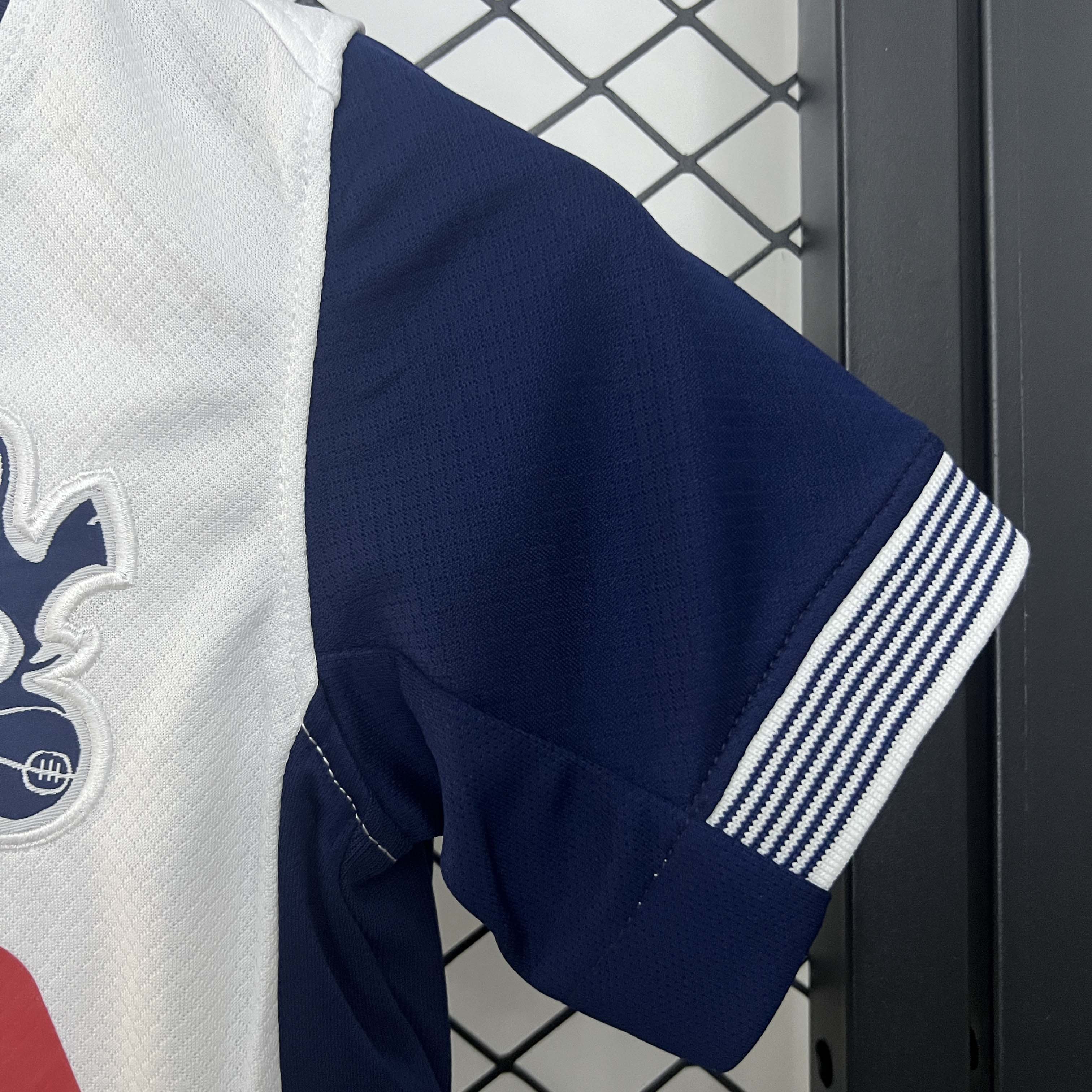 2024/2025 Tottenham Home Football Shirt 1:1 Thai Quality Kids Size