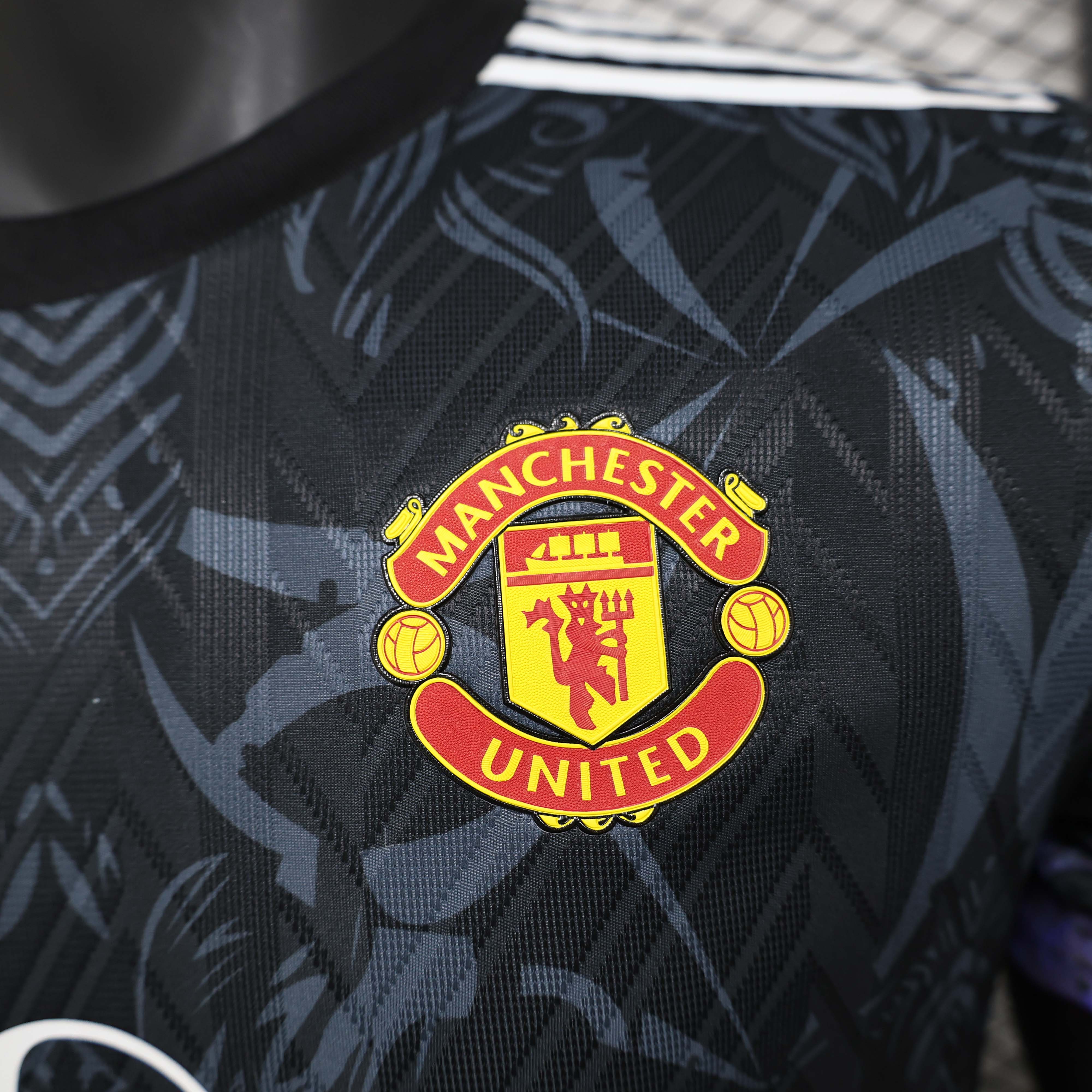 2024/2025 Player Version Manchester United Special Edition Black and purple Football Shirt 1:1 Thai Quality