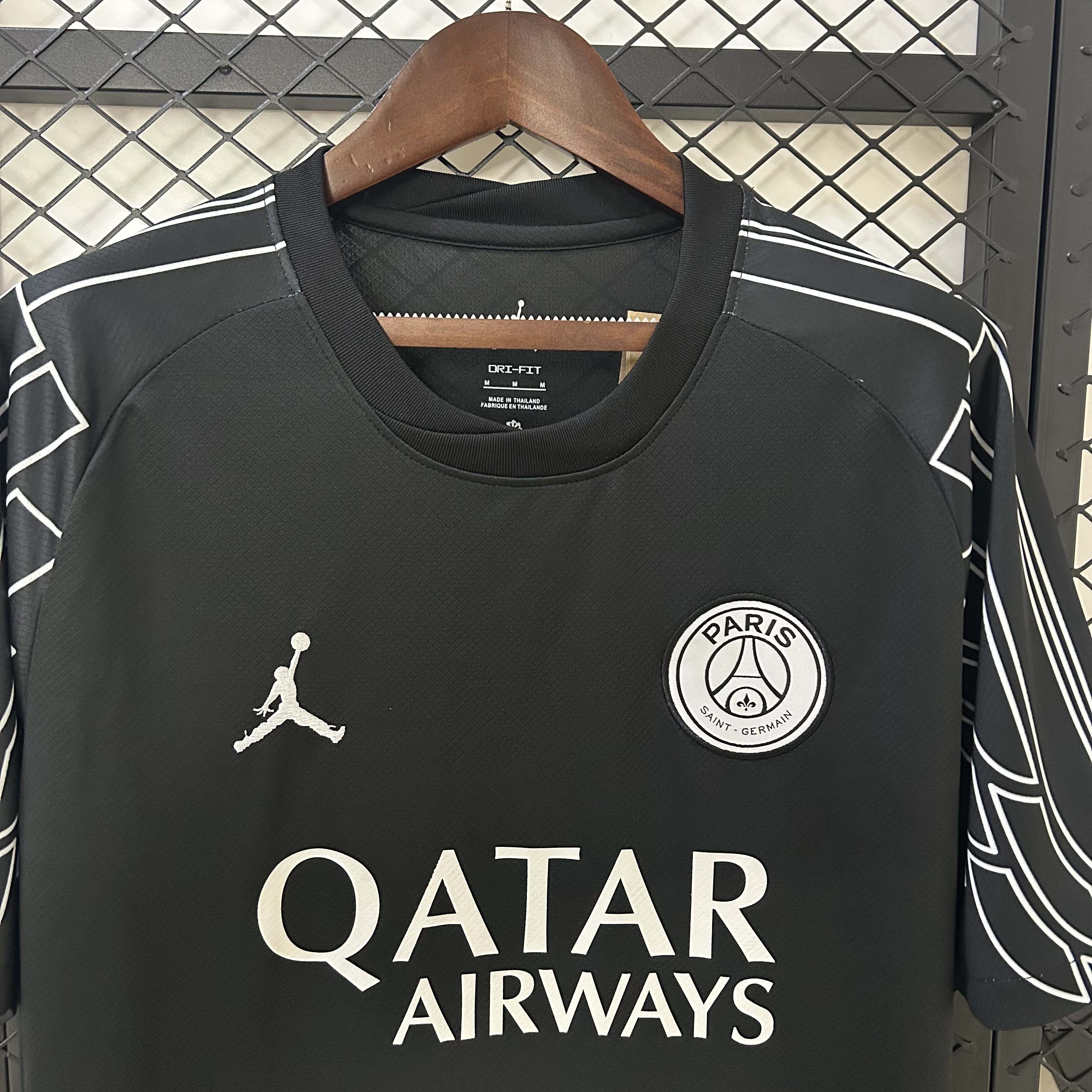 2024/2025 Psg Paris Saint-Germain Fourth Away black Football Shirt 1:1 Thai Quality
