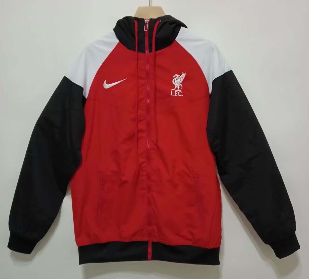 2024/2025 Liverpool Windbreaker Red Soccer Jersey 1:1 Thai Quality