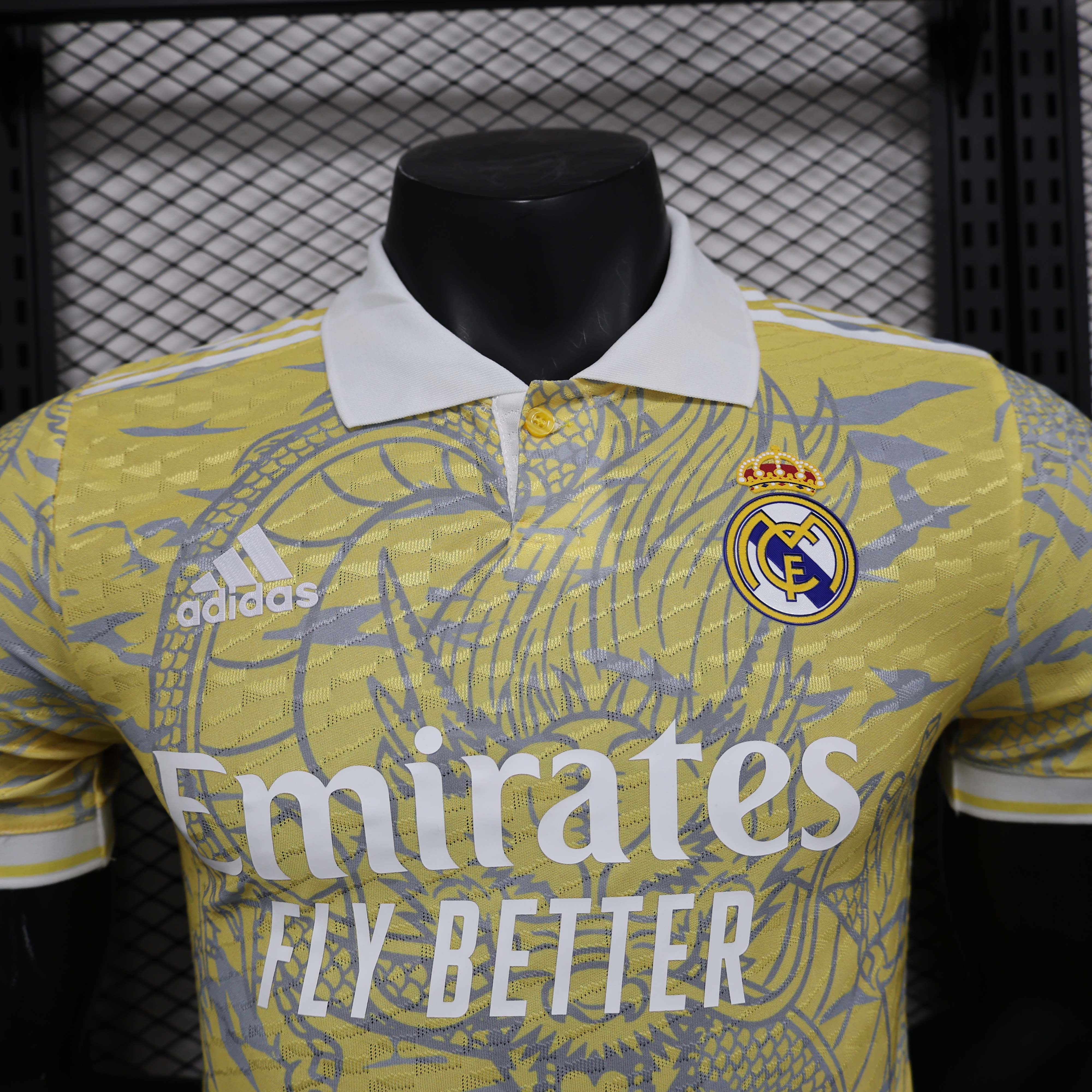 2024/2025 Player Version Real Madrid Special Edition Yellow Football Shirt 1:1 Thai Quality