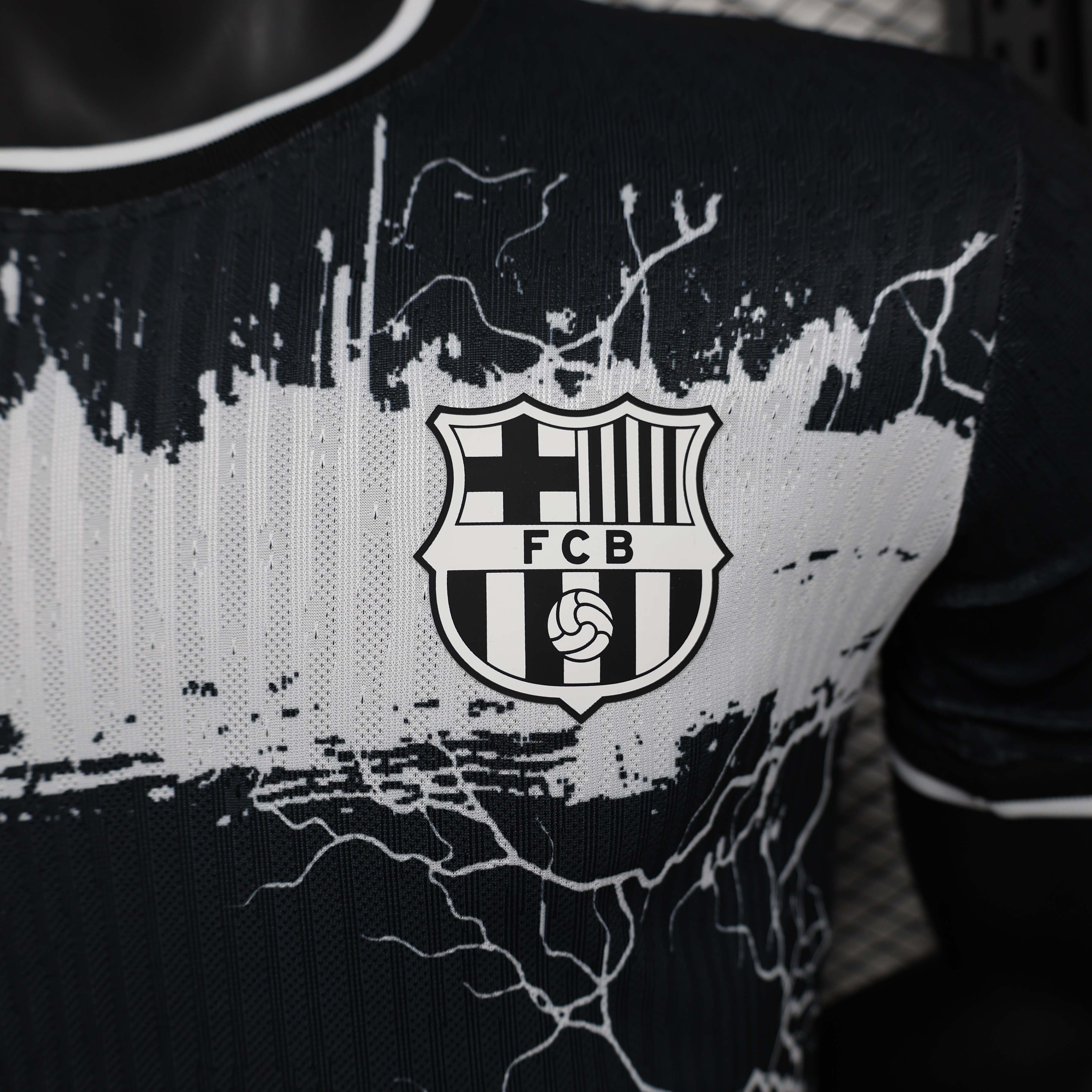 2024/2025 Player Version Barcelona Special Edition Black and White Football Shirt 1:1 Thai Quality