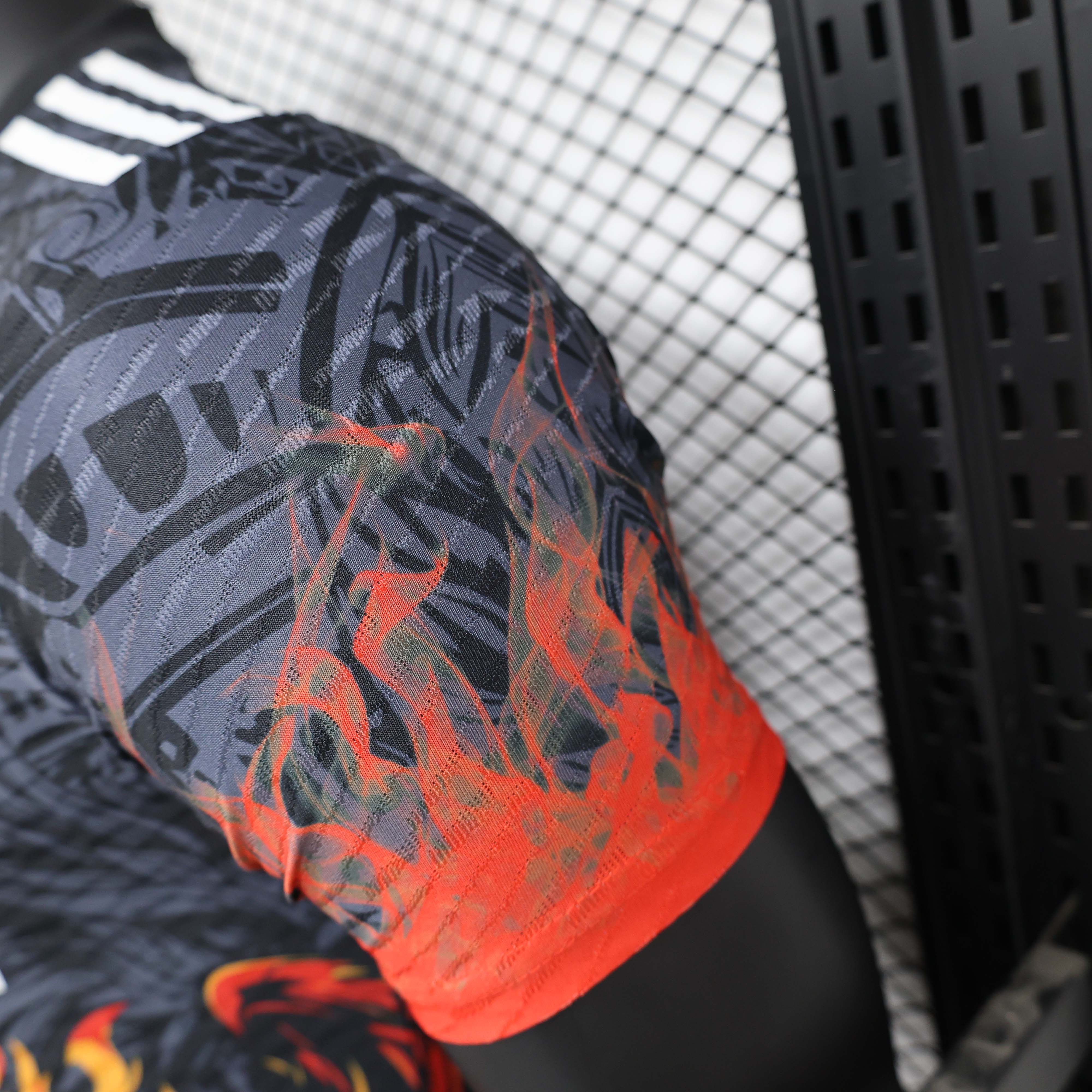 2024/2025 Player Version Liverpool Special Edition Black and Orange Football Shirt 1:1 Thai Quality