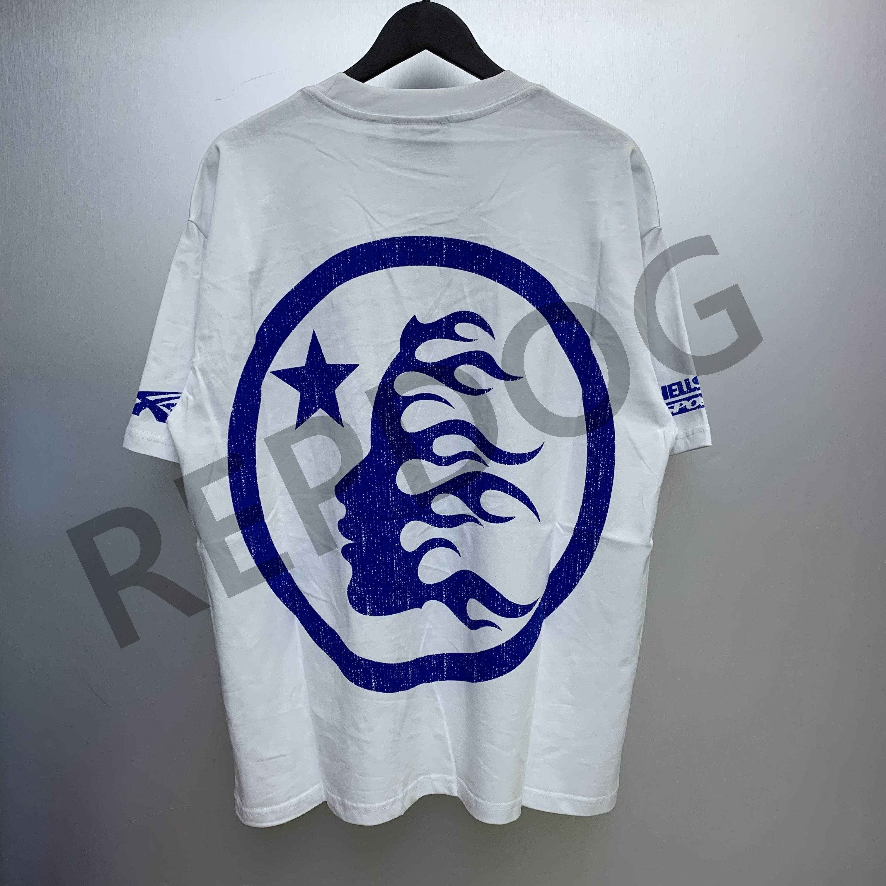 BEAT US slogan print hip-hop trend Tee