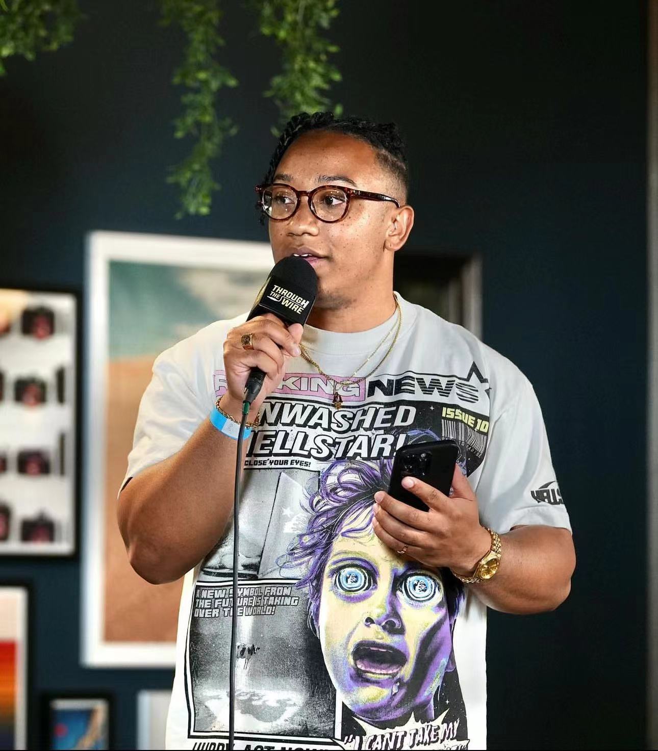 1:1 quality version Surprise Boys Logo Print Tee