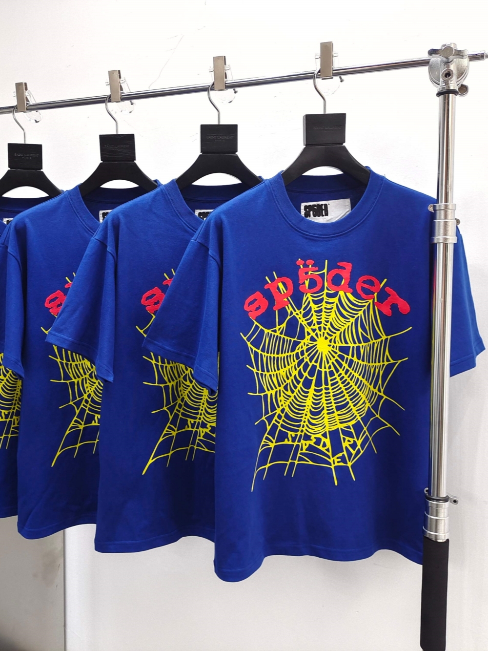 1:1 quality version 28086796 Red Letter Yellow Web Printed Tee