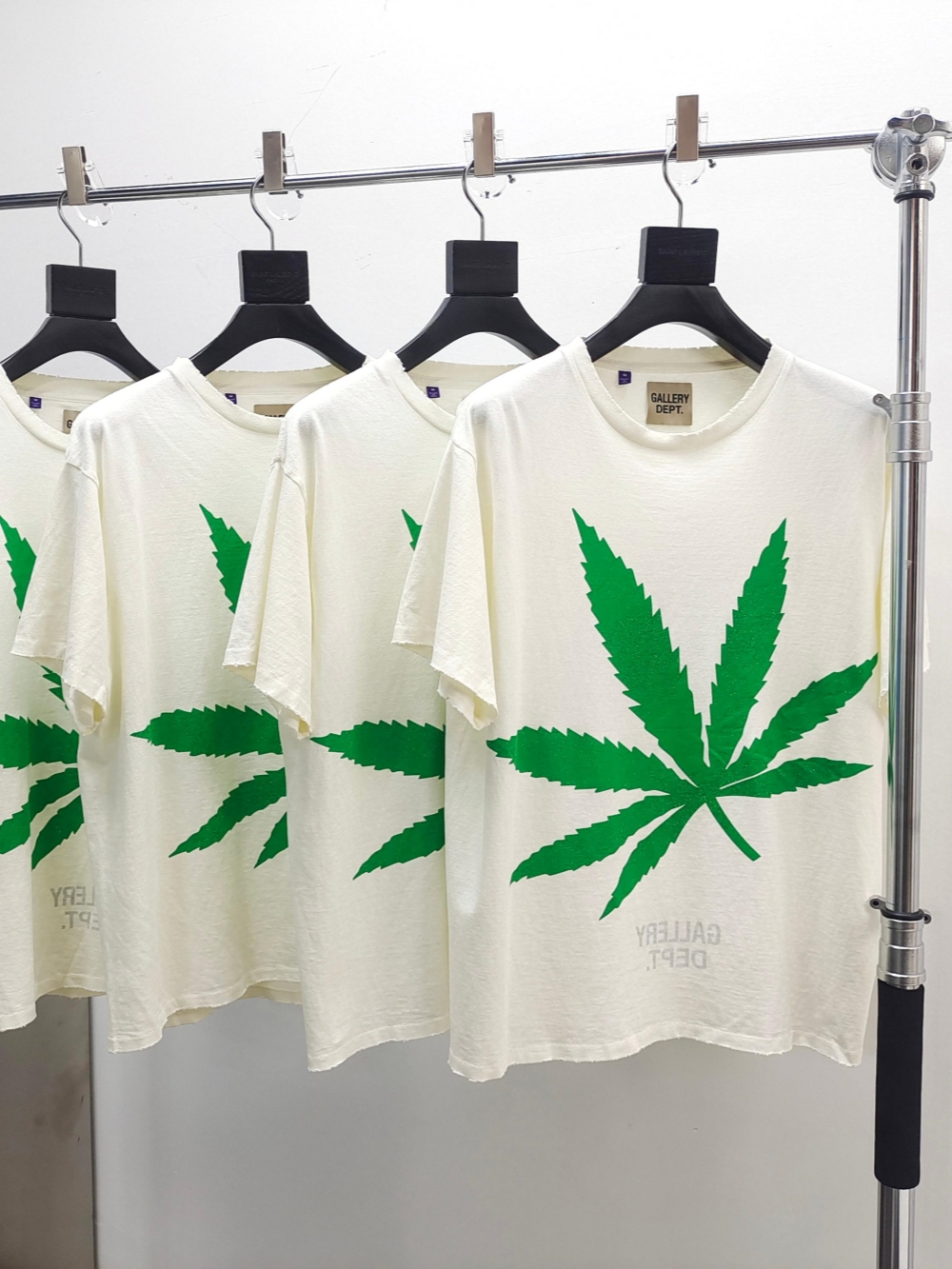 1:1 quality version 28270378 Front and back large green leaf print Tee