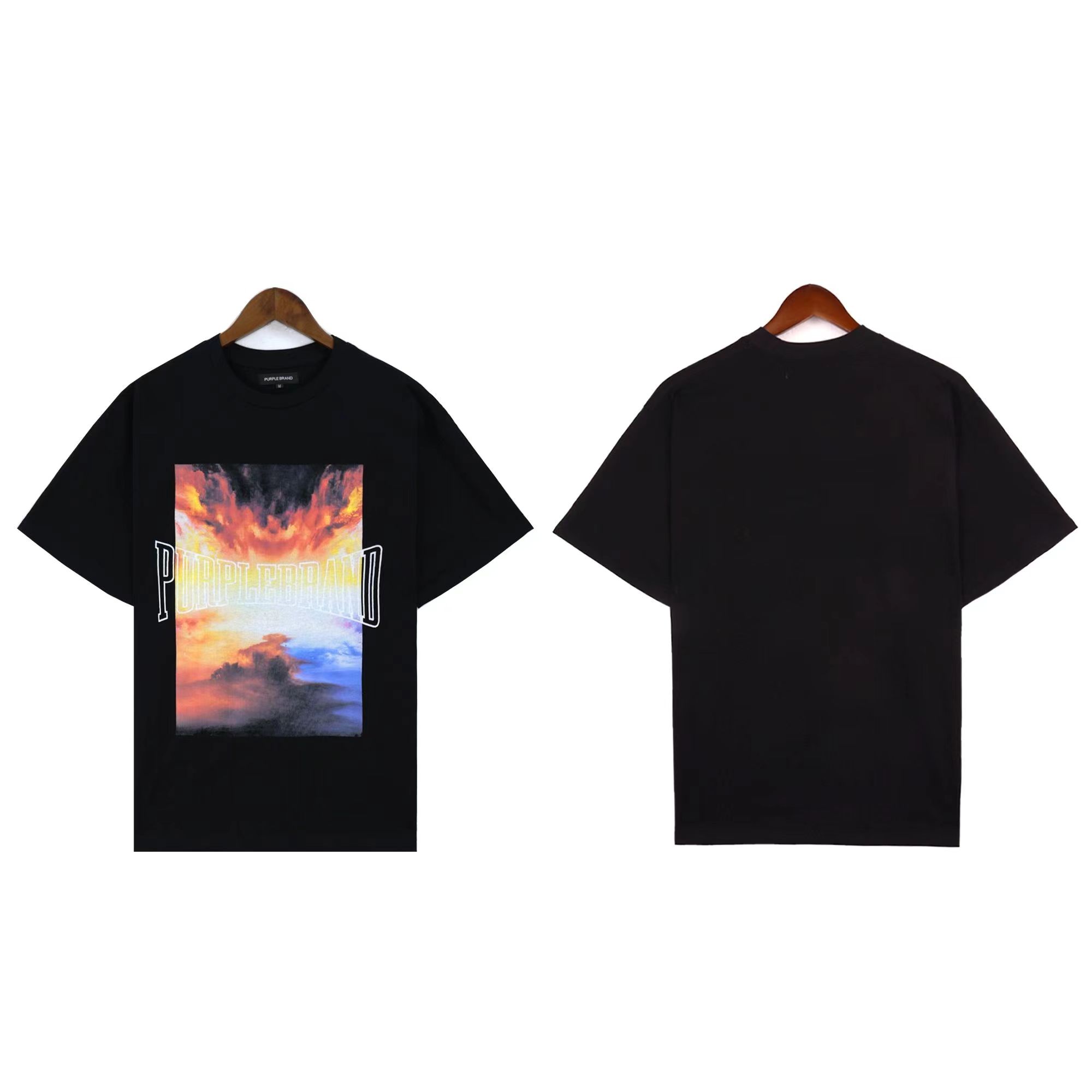 Fiery Cloud Photo Frame Letter Print tee 2 colors