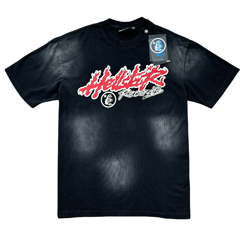 28030658 Flame Letter Print Washed Version Tee & Shorts Set