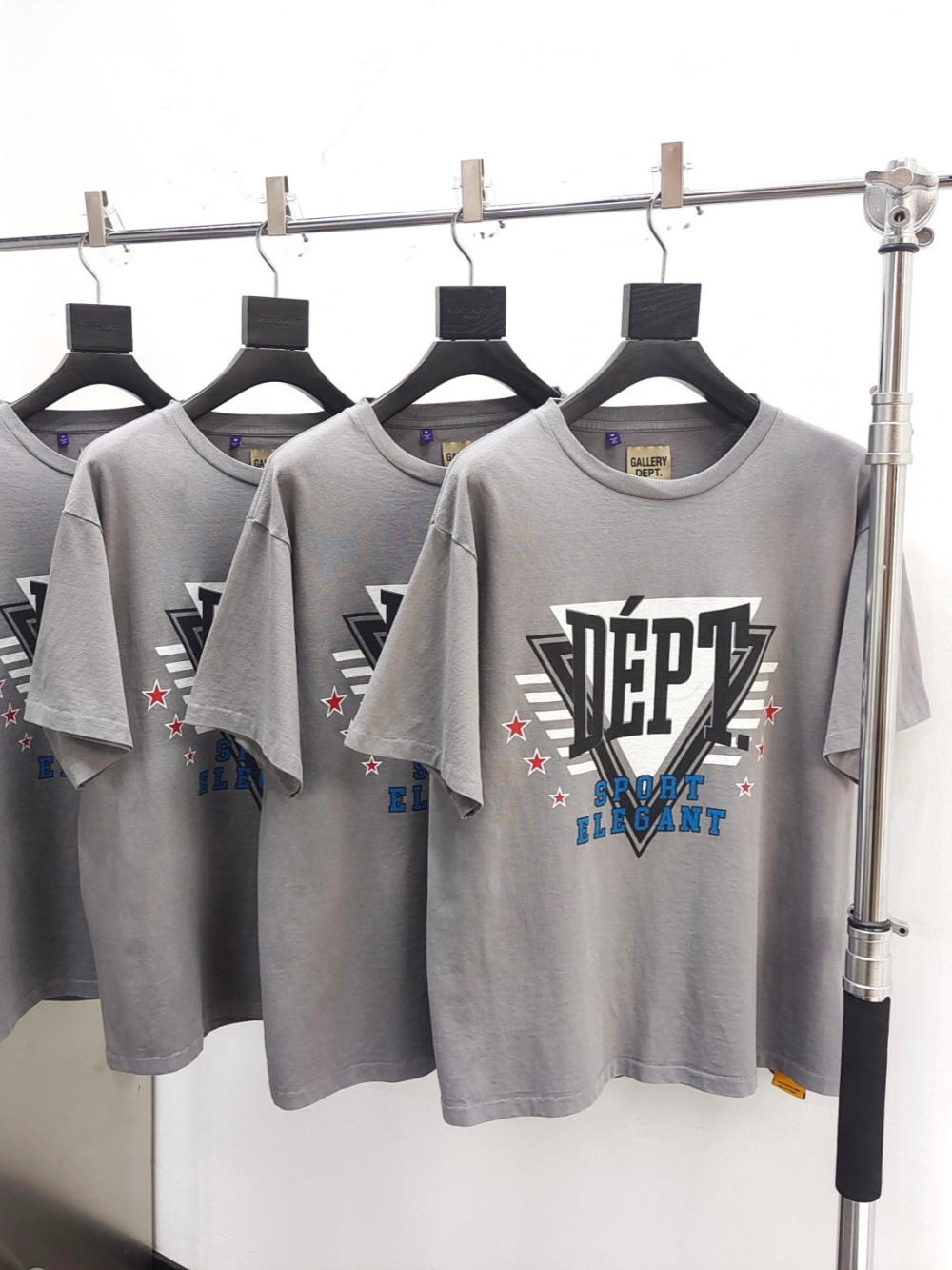 1:1 quality version Shield Monogram Printed Aged Washed Tee