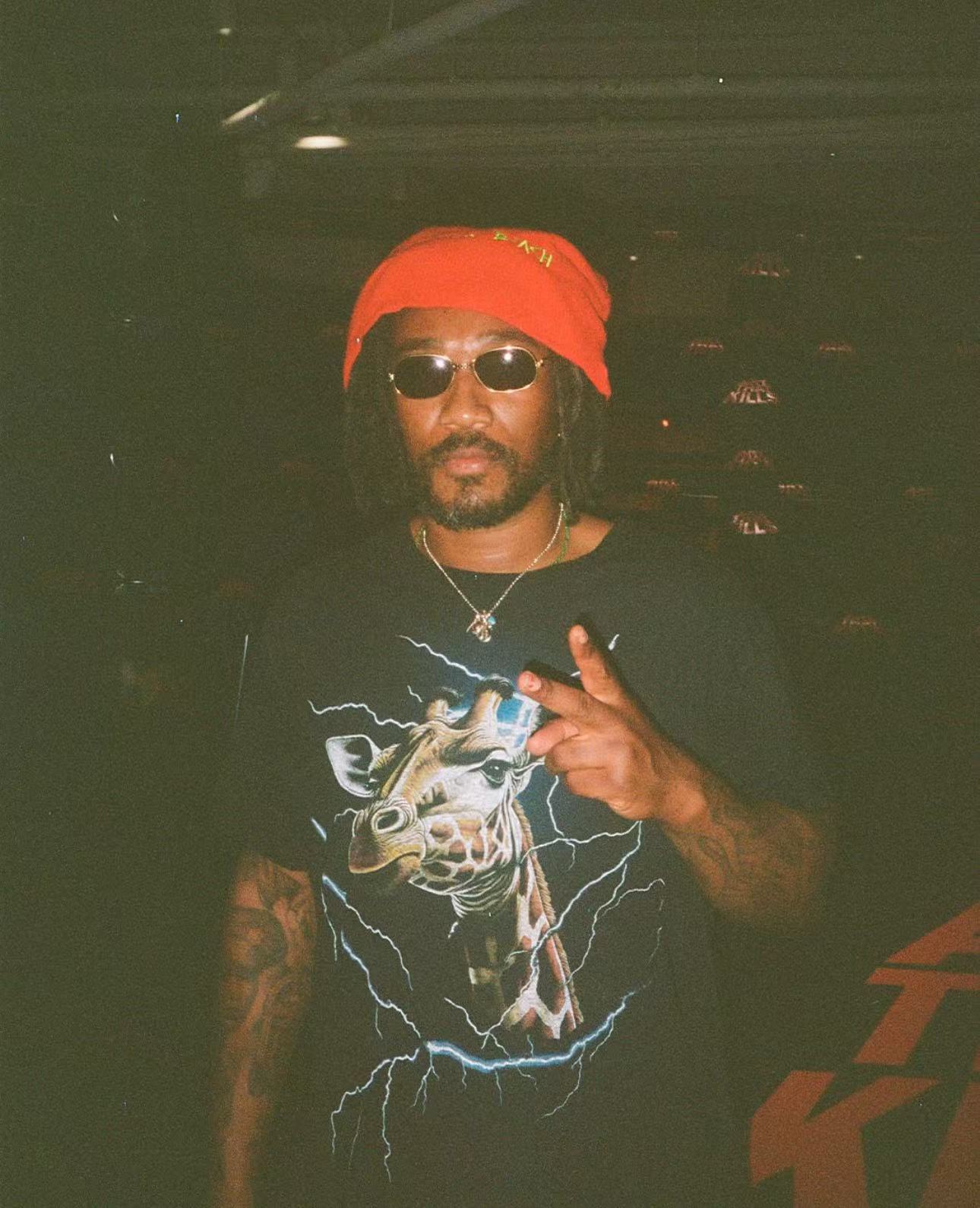 1:1 quality version Giraffe Lightning Back Stamped Letter Print Tee